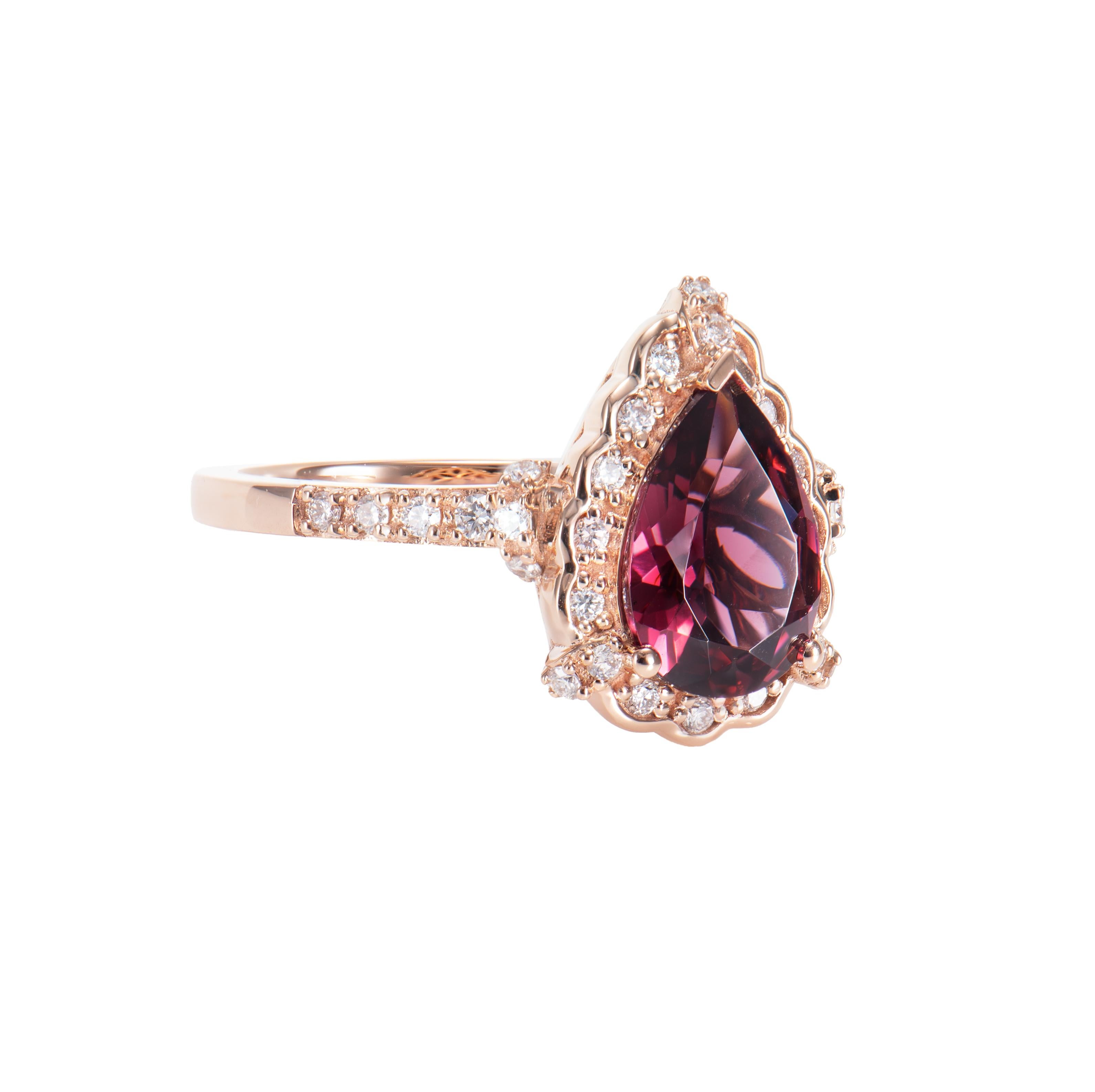 Celebrating Magenta as the color of the year for 2023, we present our exclusive Radiating Rhodolite collection. The magnificent magenta hues in these gems are brought to life in a classic rose gold setting with white diamonds.

Rhodolite and White