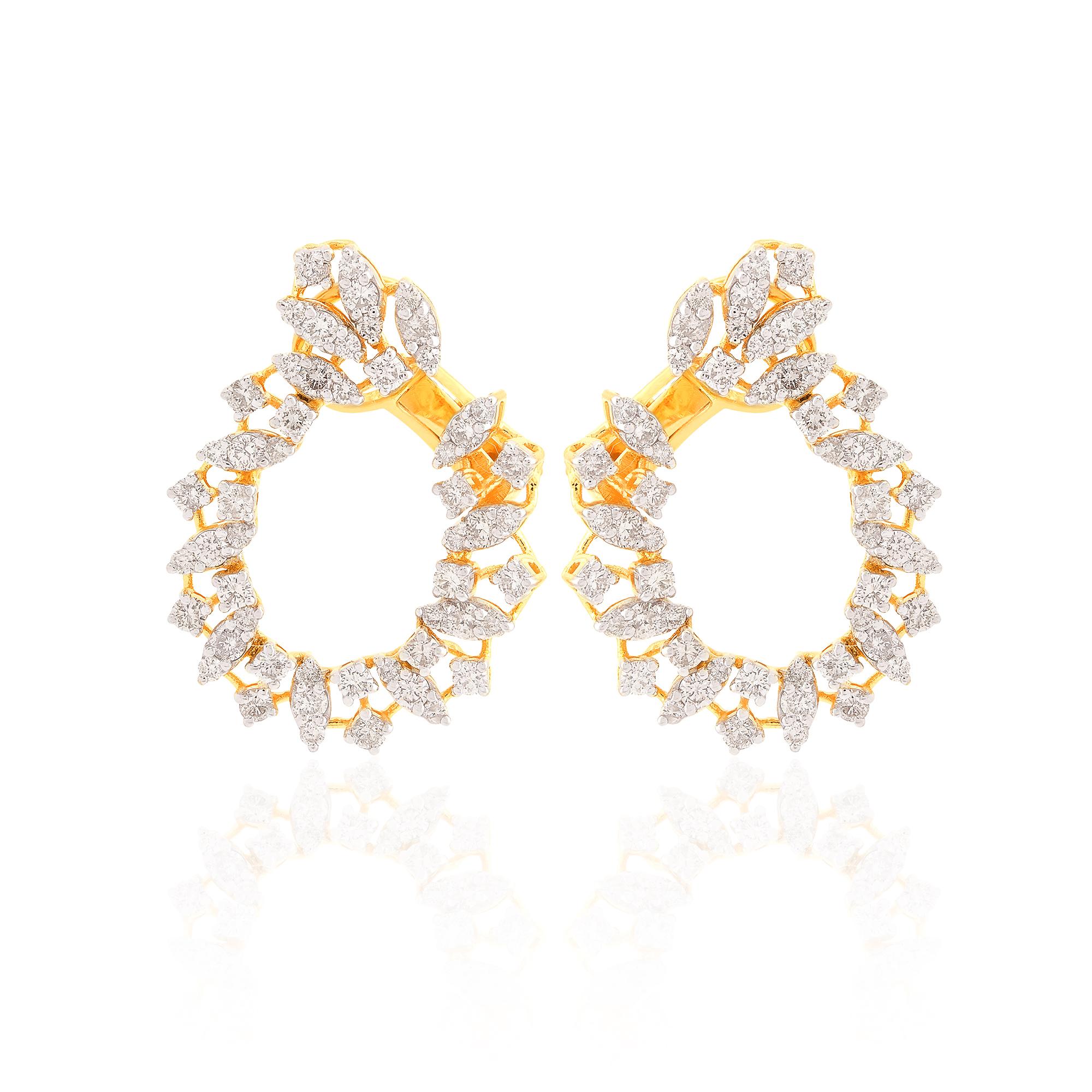 Code d'article :- SFE-1129
Poids brut :- 8.70 gm
Or jaune 14k Poids :- 8.29 gm
Poids du diamant :- 2,07 carats  ( DIAMANT MOYEN DE PURETÉ SI1-SI2 ET DE COULEUR H-I )
Longueur des boucles d'oreilles :- 25 mm environ.
✦