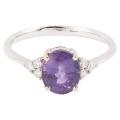 Bague en or blanc 18 carats avec saphir violet de 2,07 carats et diamants