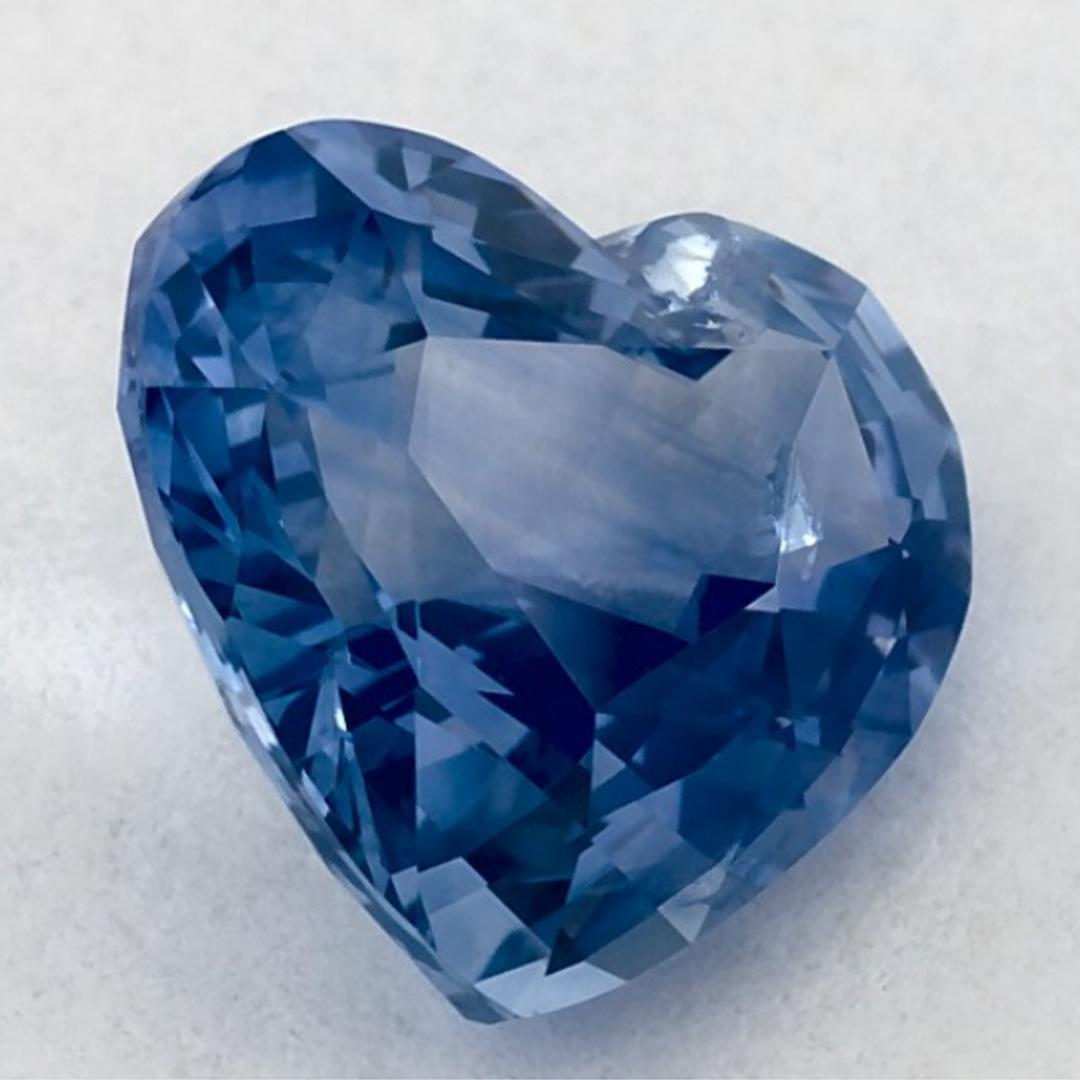 2.07 Karat Blauer Saphir Herz Loser Edelstein im Angebot 2