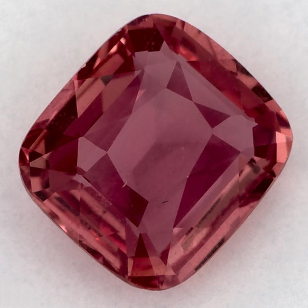 Una pietra natale di settembre molto preziosa con un delizioso colore rosa. Si ritiene che portino fortuna e fortuna alla vita.

Esplora la vivace collezione di smeraldi, rubini e zaffiri nel nostro negozio, disponibili come gemme sciolte e