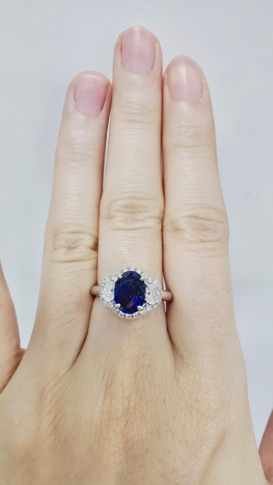 Art Deco 2.07 Ct Unheated Blue Sapphire (Ceylon) Oval Engagement Ring - GRS Certified For Sale