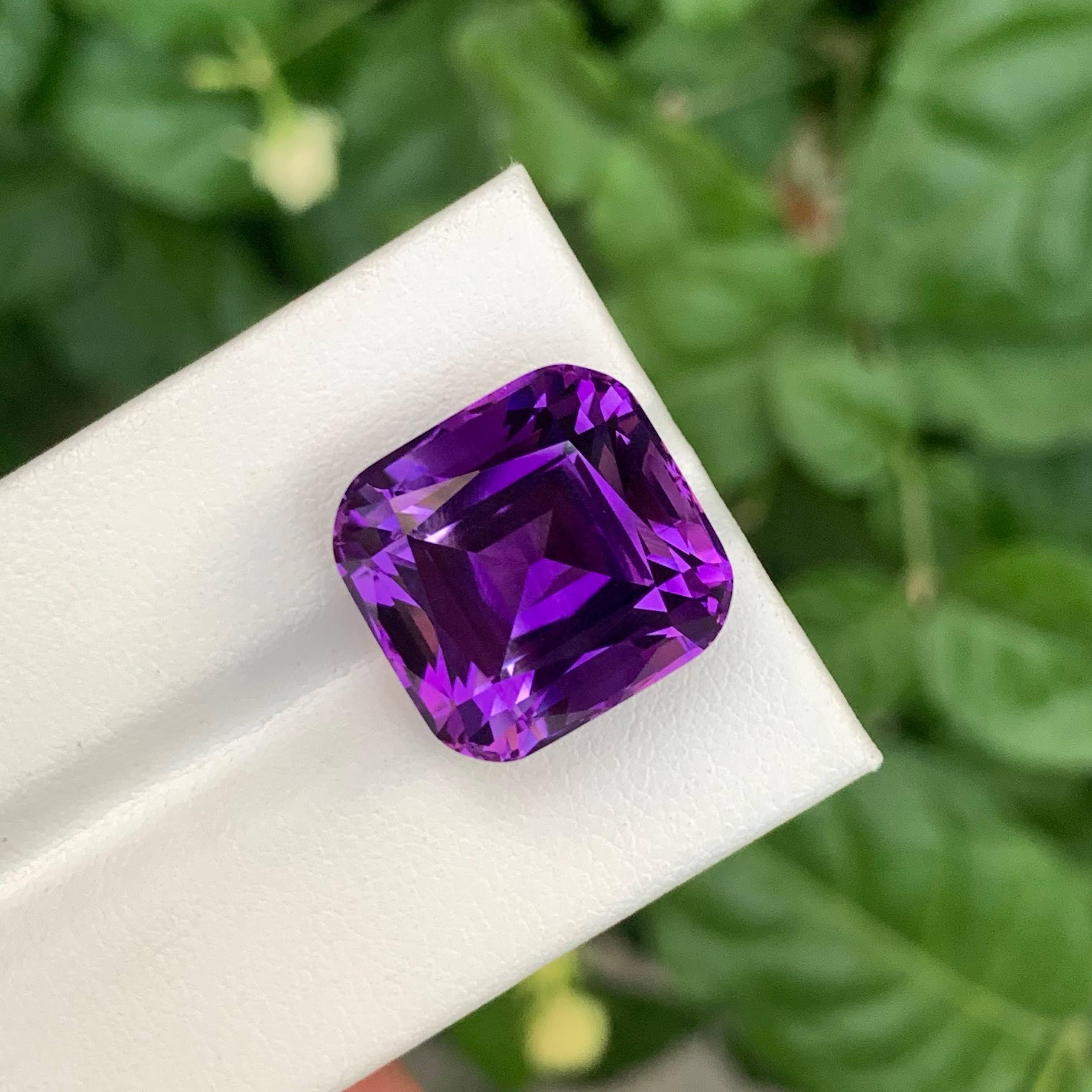 20.70 Carat Natural Loose Royal Purple Color Amethyst Cushion Cut Brazilian Gems en vente 2