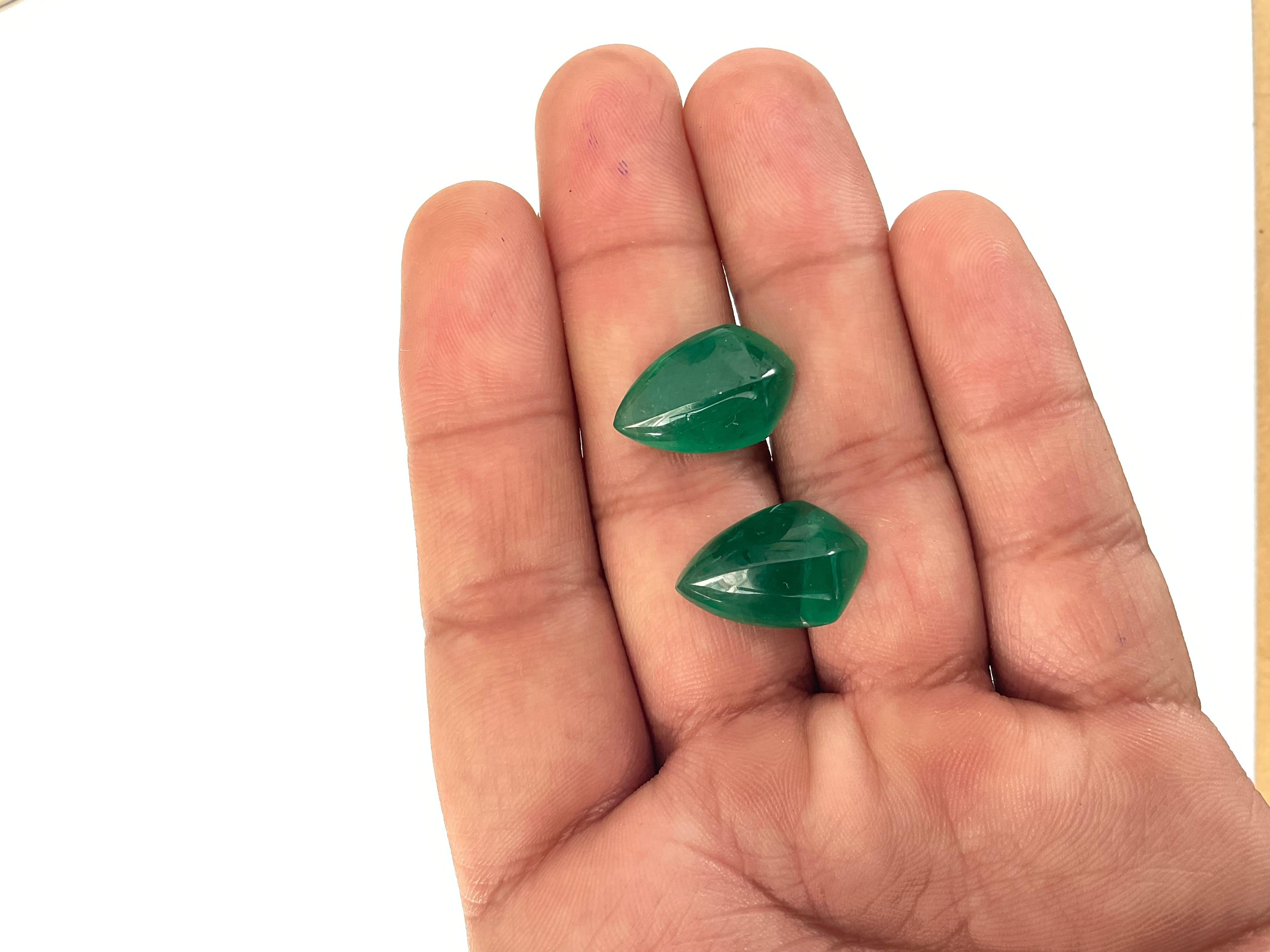 20.71 carats Zambian Emerald Shield Pair cabochon for fine Jewelry Natural Gems For Sale 2