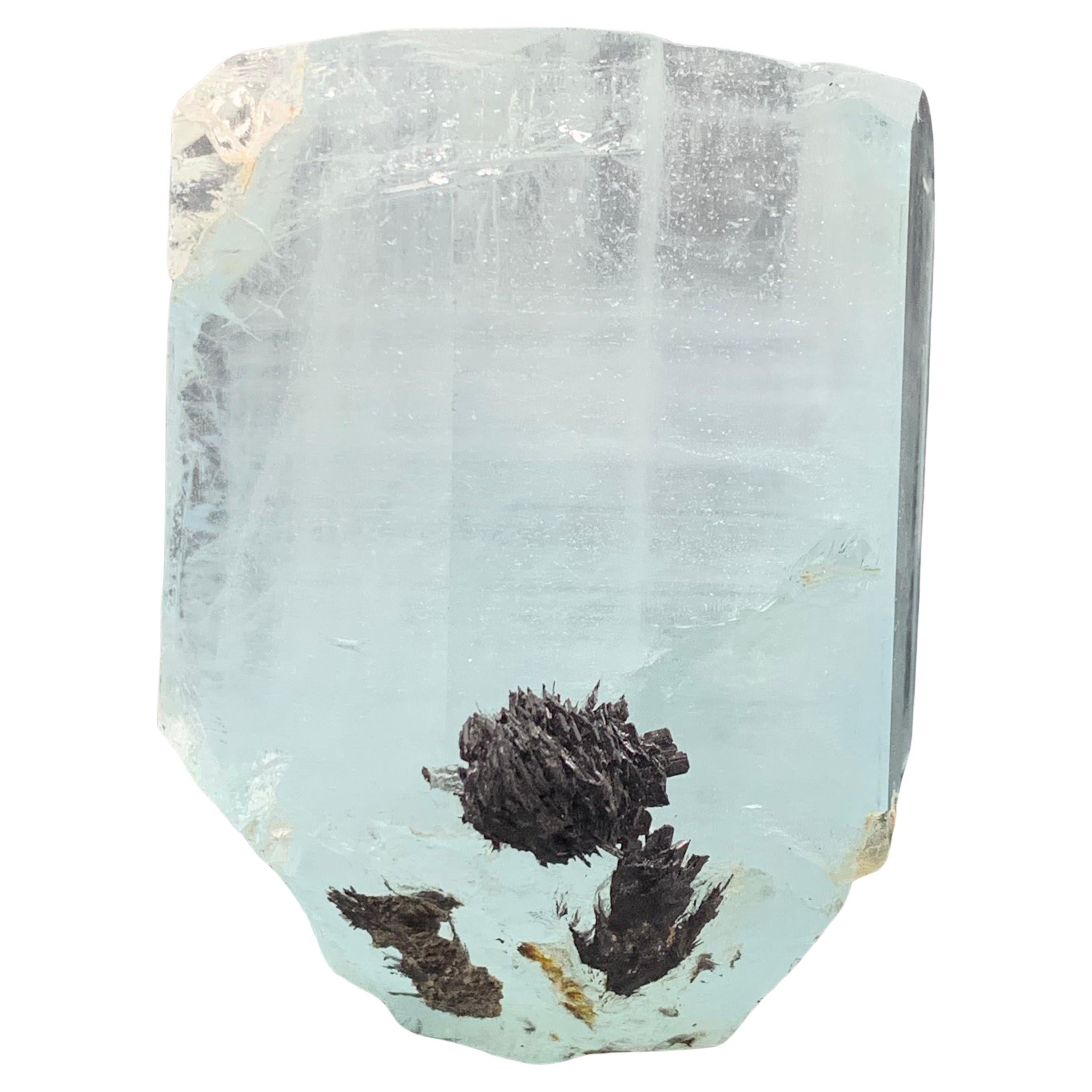 207.25 Gram Aquamarine Specimen With Schorl From Shigar Valley, Skardu, Pakistan For Sale