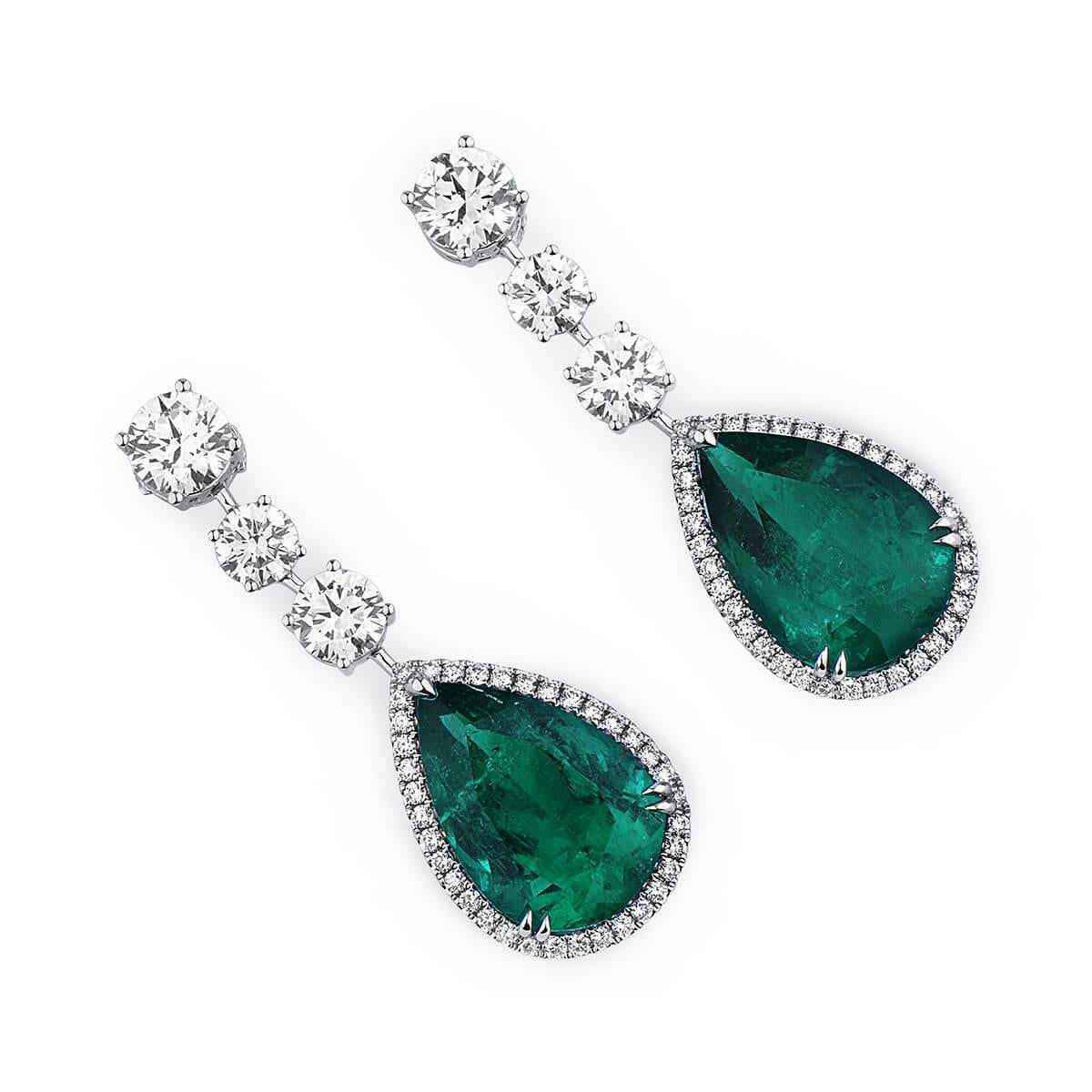 20.75 Carat Natural Unheated Vivid Green Emerald Diamond 18 Karat Gold Earrings In New Condition In London, GB