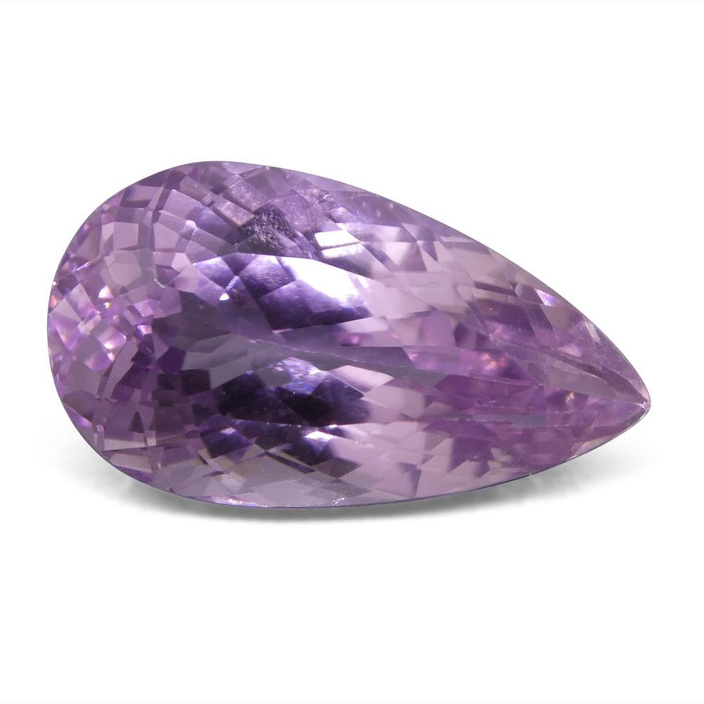 20.79 ct Pear Kunzite In New Condition For Sale In Toronto, Ontario