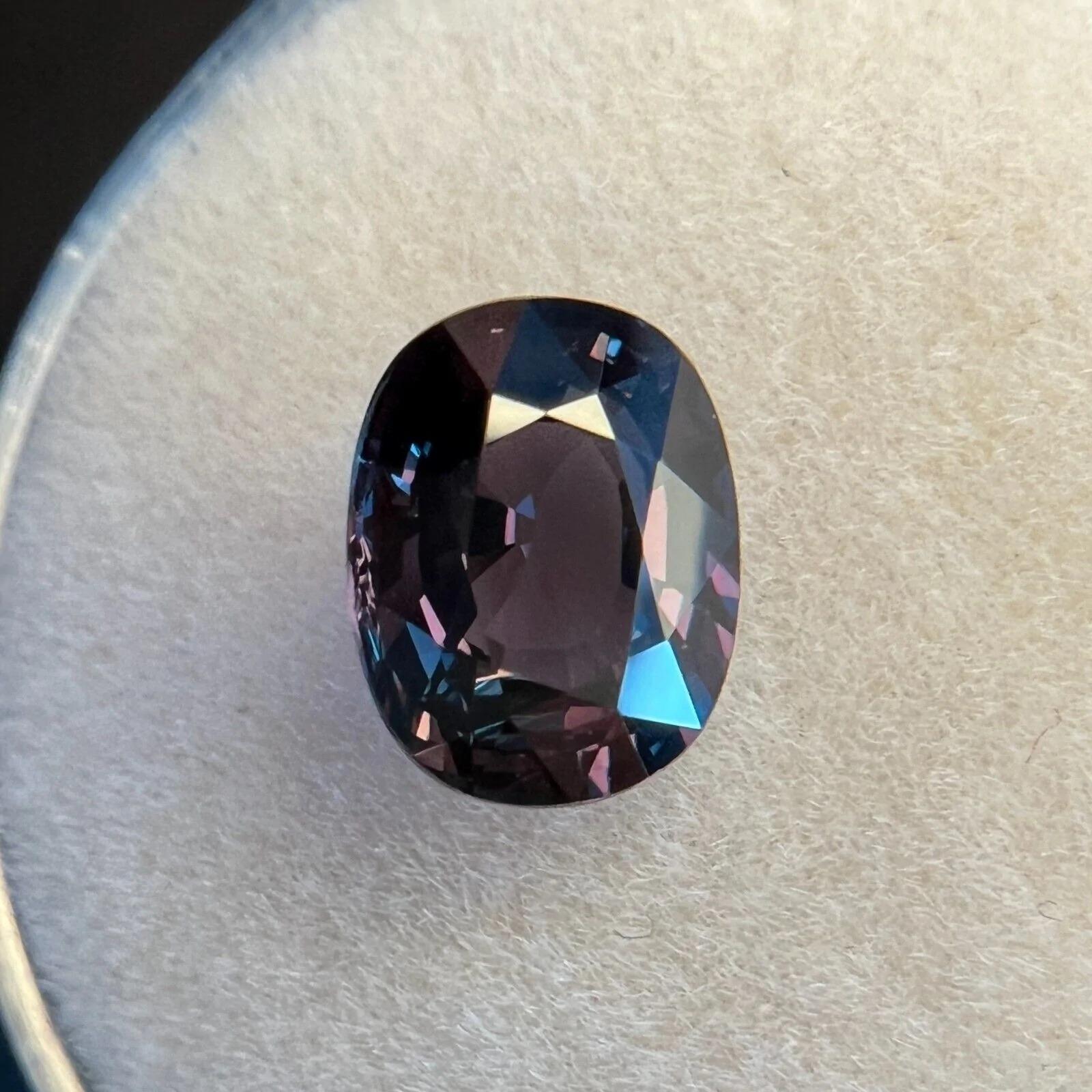 2.07ct Sapphire GIA Certified Untreated Colour Change Green Purple Oval Cut For Sale 5