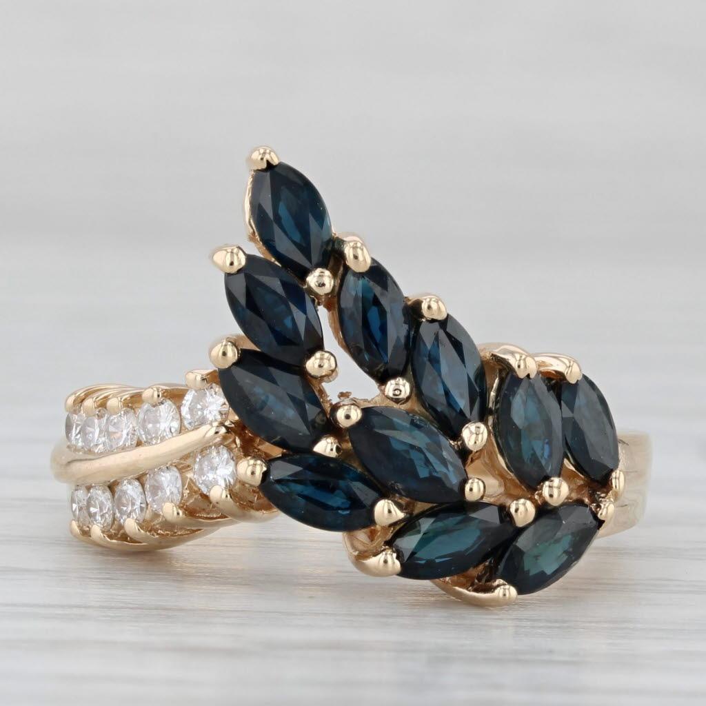 Bague grappe de saphirs bleus de 2,07 carats et diamants en or jaune 14 carats, taille 6,25 en vente 1