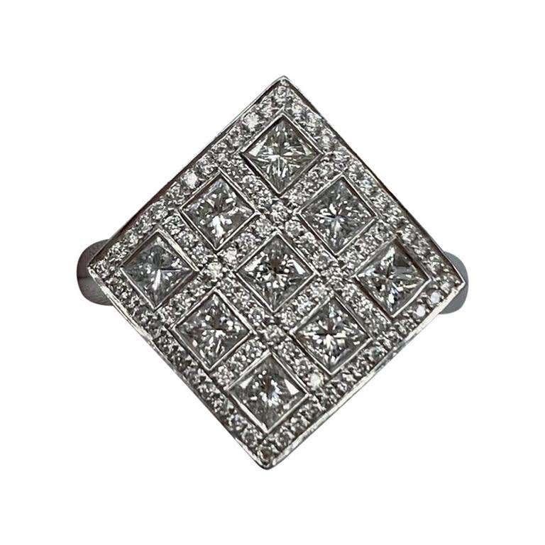 Art Deco 18 Carat Gold and Platinum Diamond Cluster Ring For Sale at ...