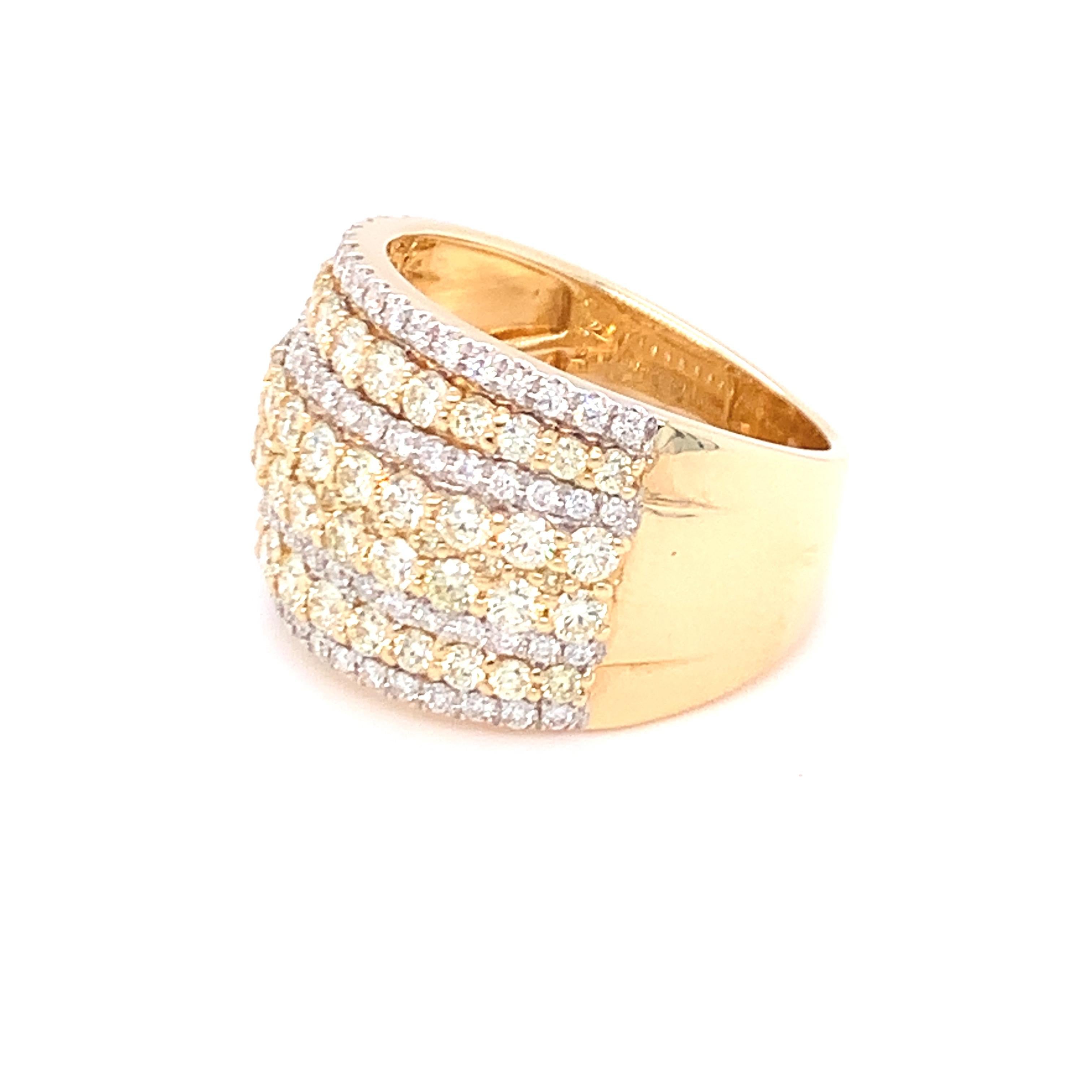 2.08 Carat Diamond Band Ring in 14k Yellow Gold For Sale 5