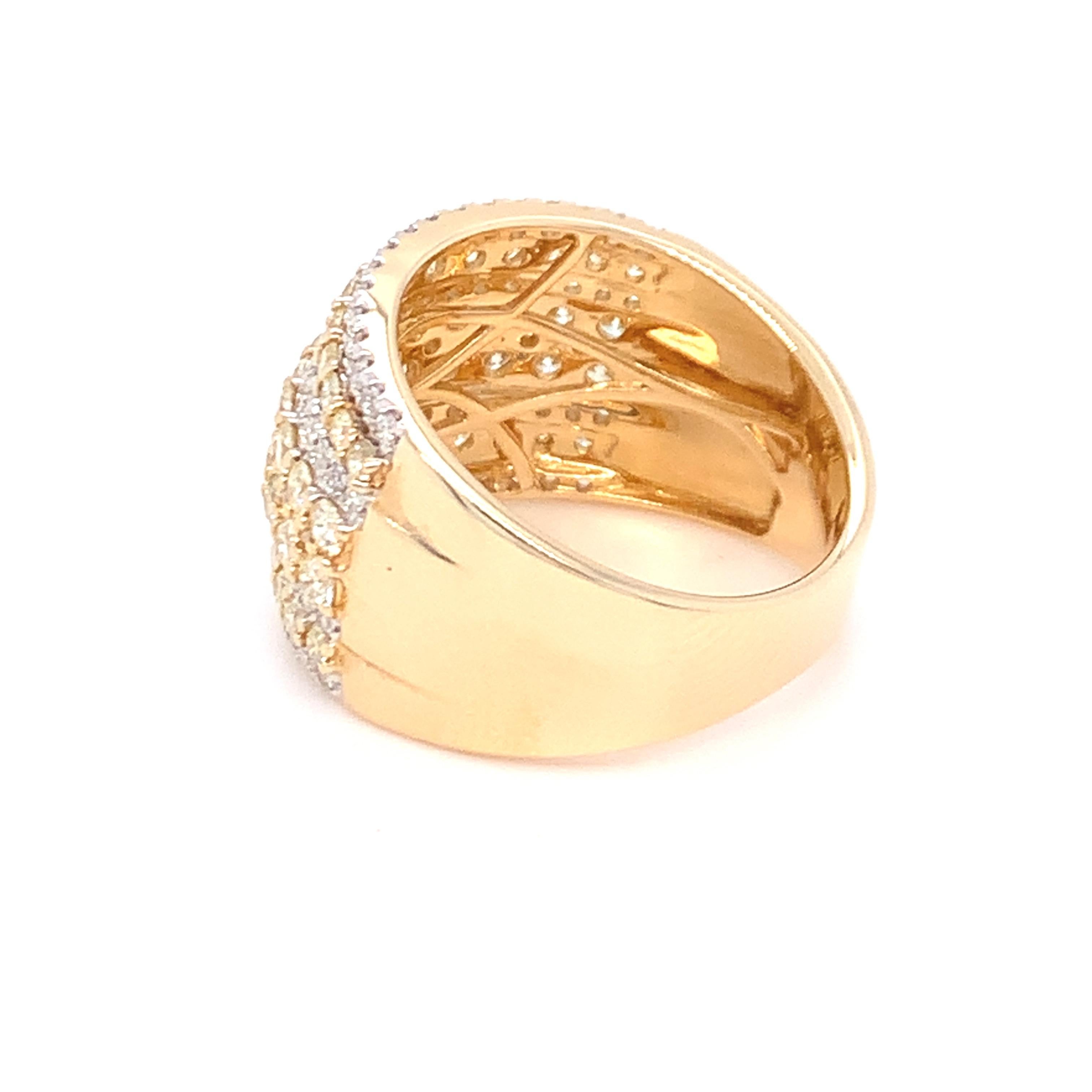 2.08 Carat Diamond Band Ring in 14k Yellow Gold For Sale 7