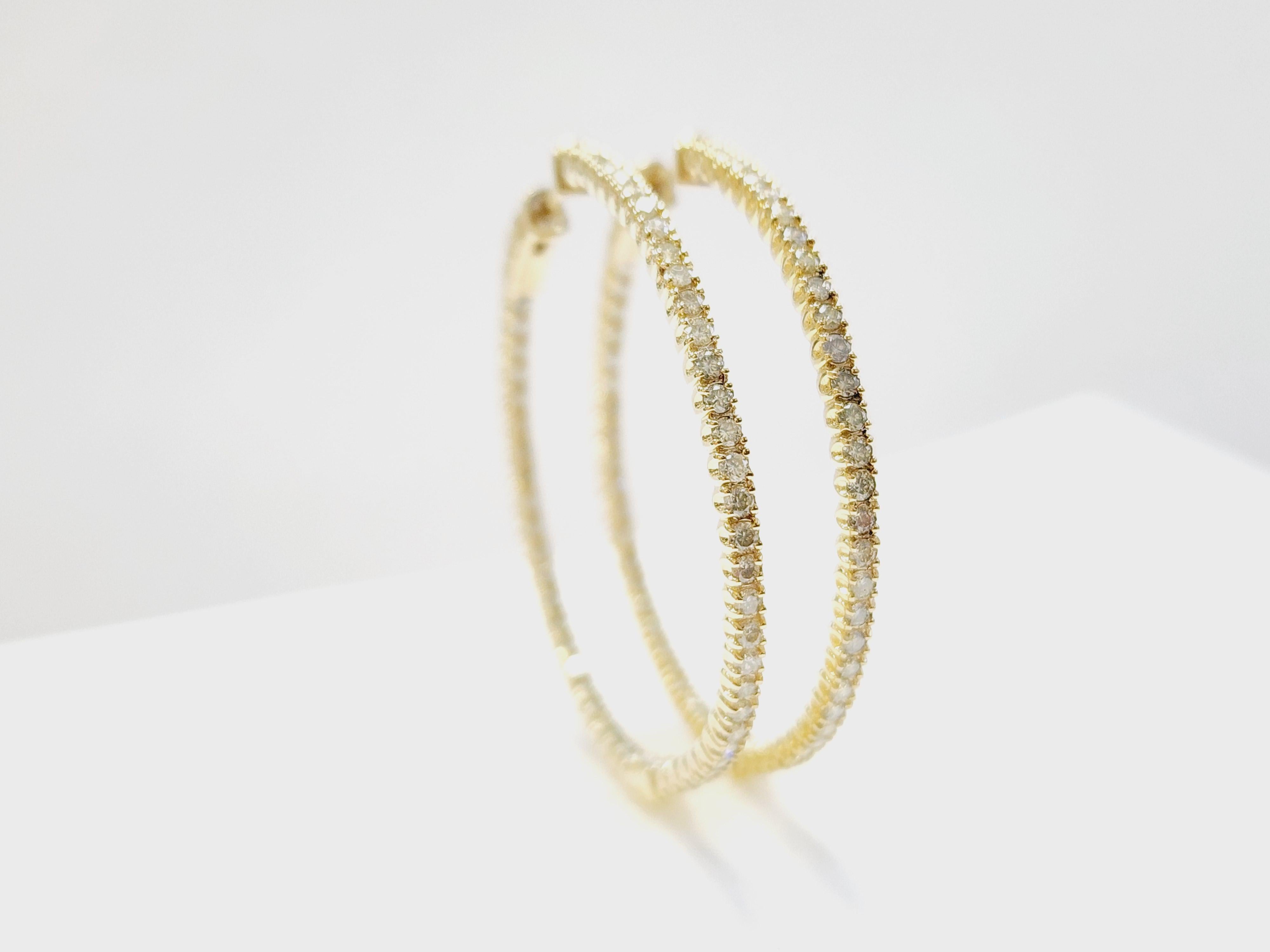Pendientes Aros Diamante Natural 2,08 Quilates Oro Amarillo 14 Kilates en Nuevo estado para la venta en Great Neck Plaza, NY