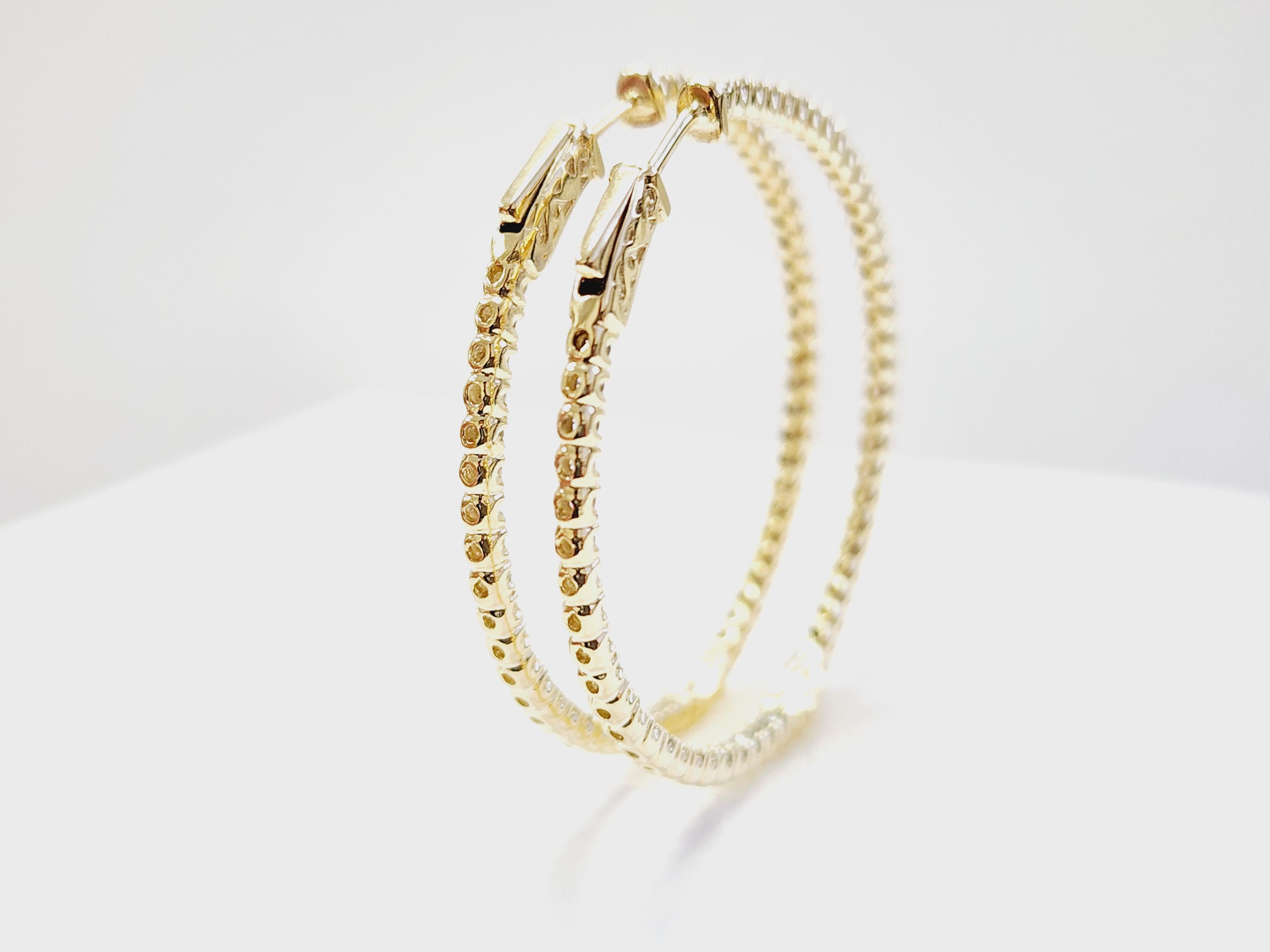 Pendientes Aros Diamante Natural 2,08 Quilates Oro Amarillo 14 Kilates en venta 3