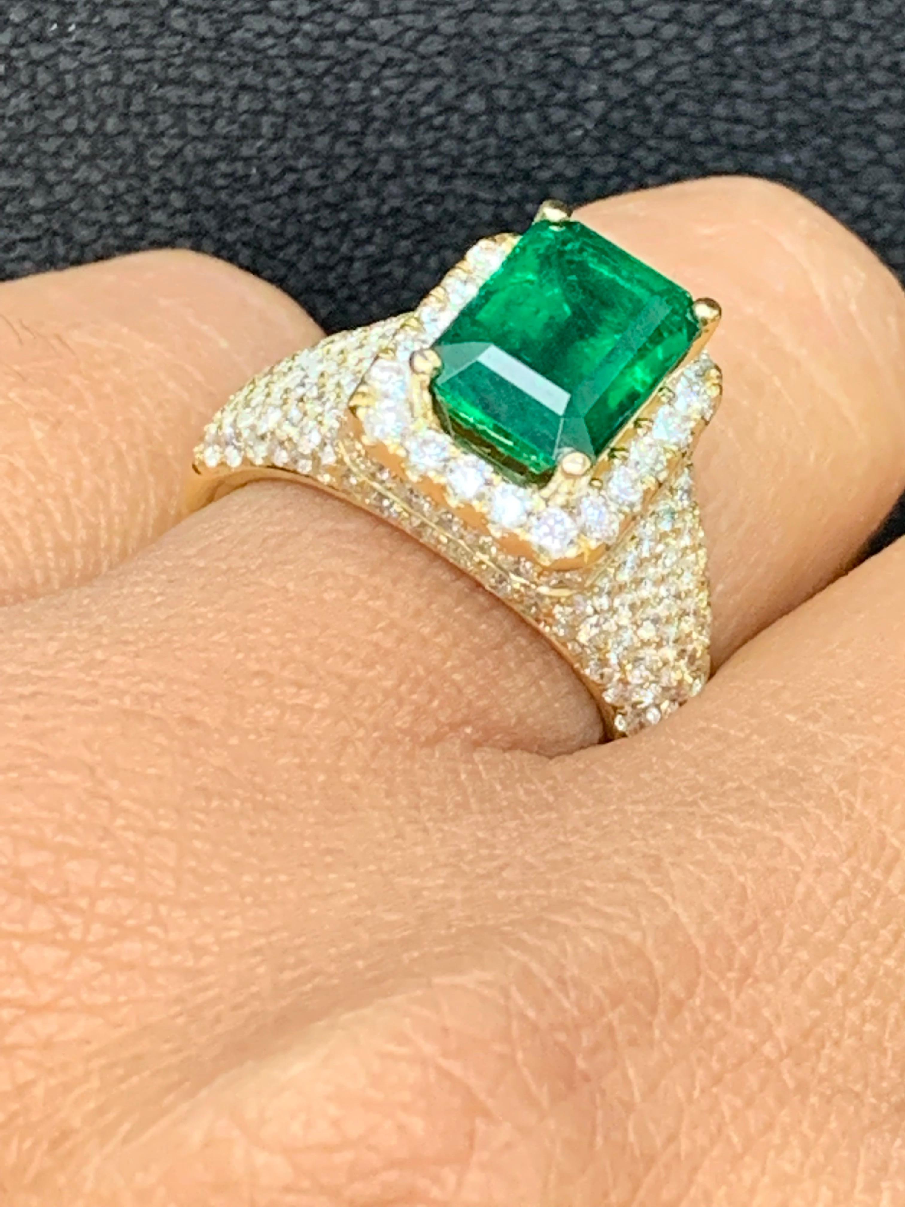 2.08 Carat Emerald Cut Emerald and Diamond Fashion Ring in 18K Yellow Gold For Sale 5