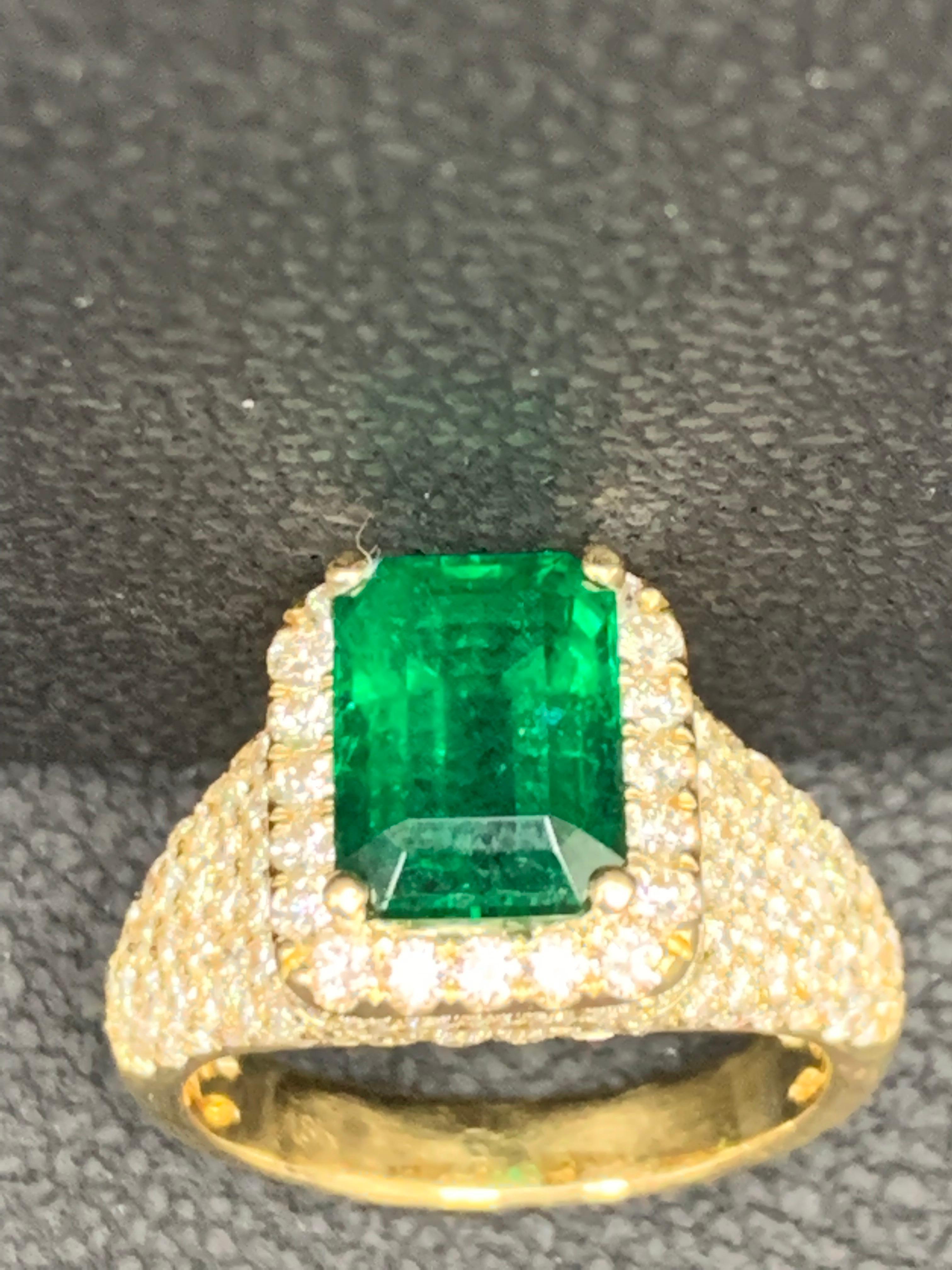 2.08 Carat Emerald Cut Emerald and Diamond Fashion Ring in 18K Yellow Gold For Sale 2