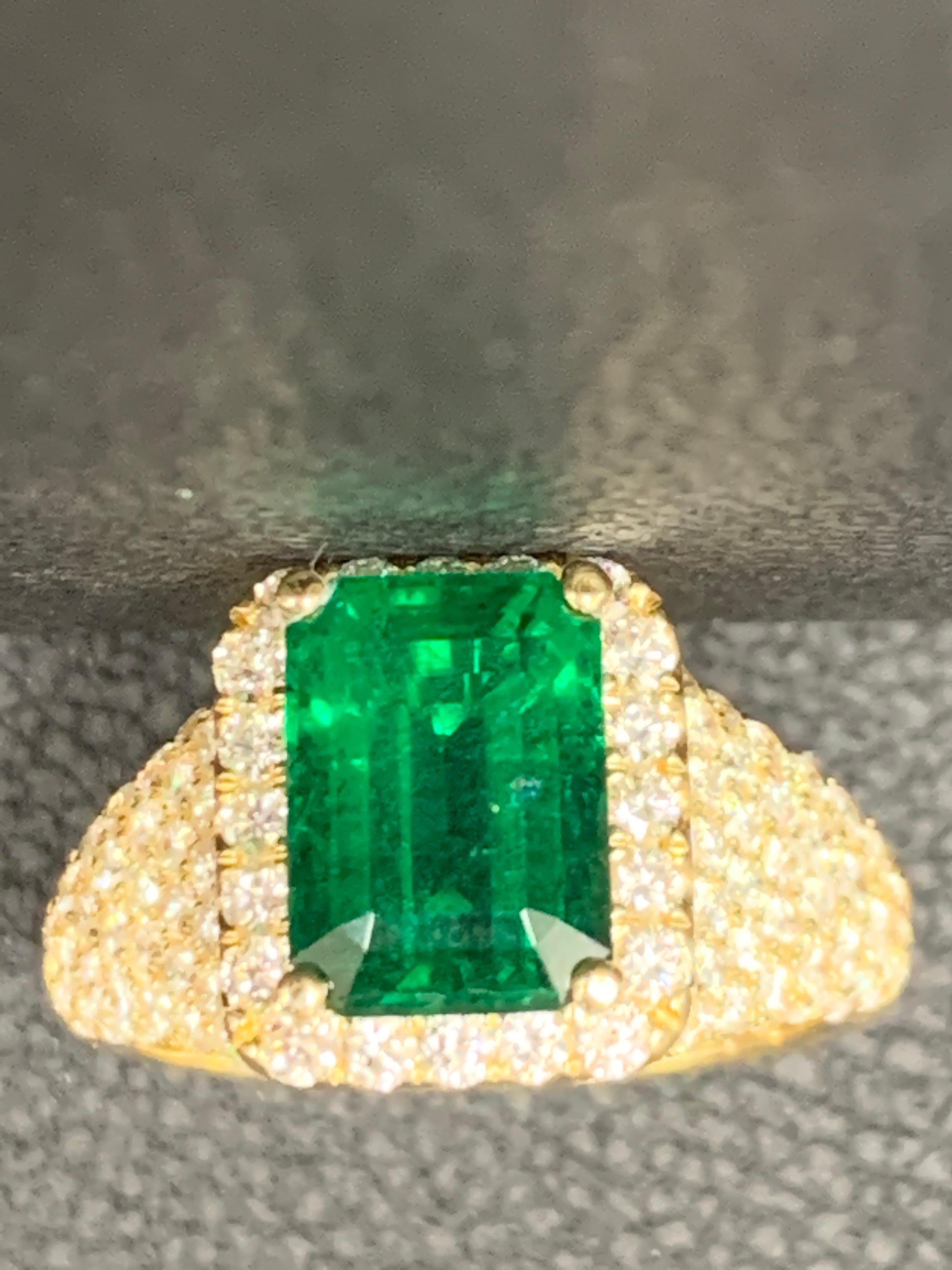 2.08 Carat Emerald Cut Emerald and Diamond Fashion Ring in 18K Yellow Gold For Sale 3