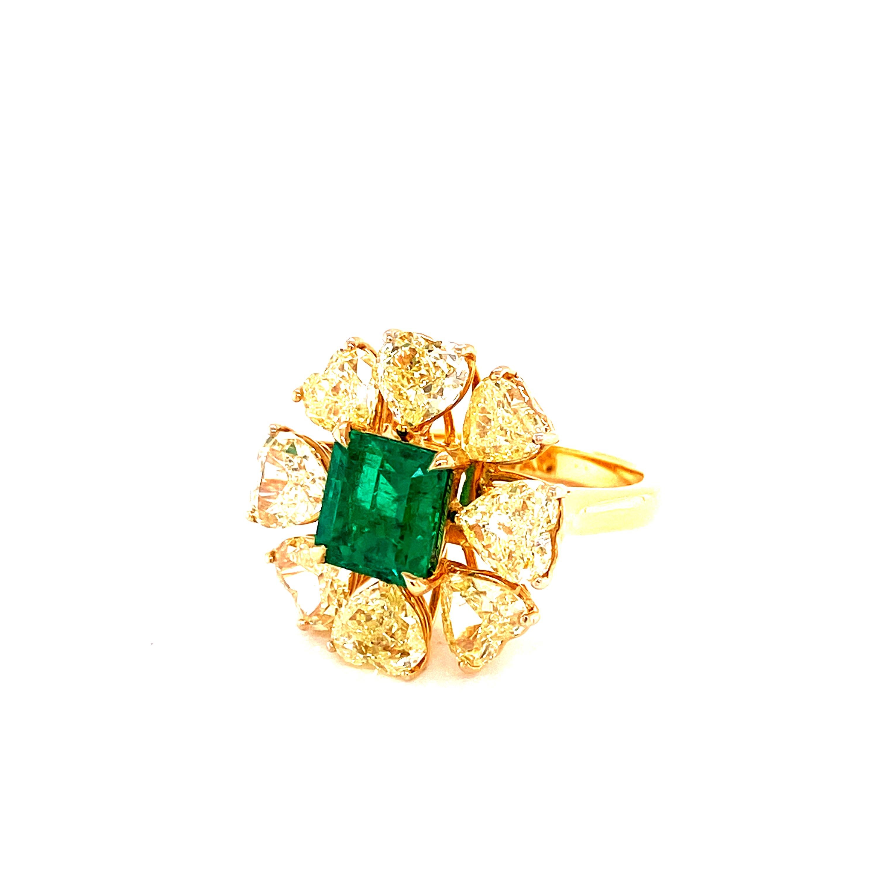 2.08 Carat GRS Certified Vivid Green Colombian Emerald and Yellow Diamond Ring 2