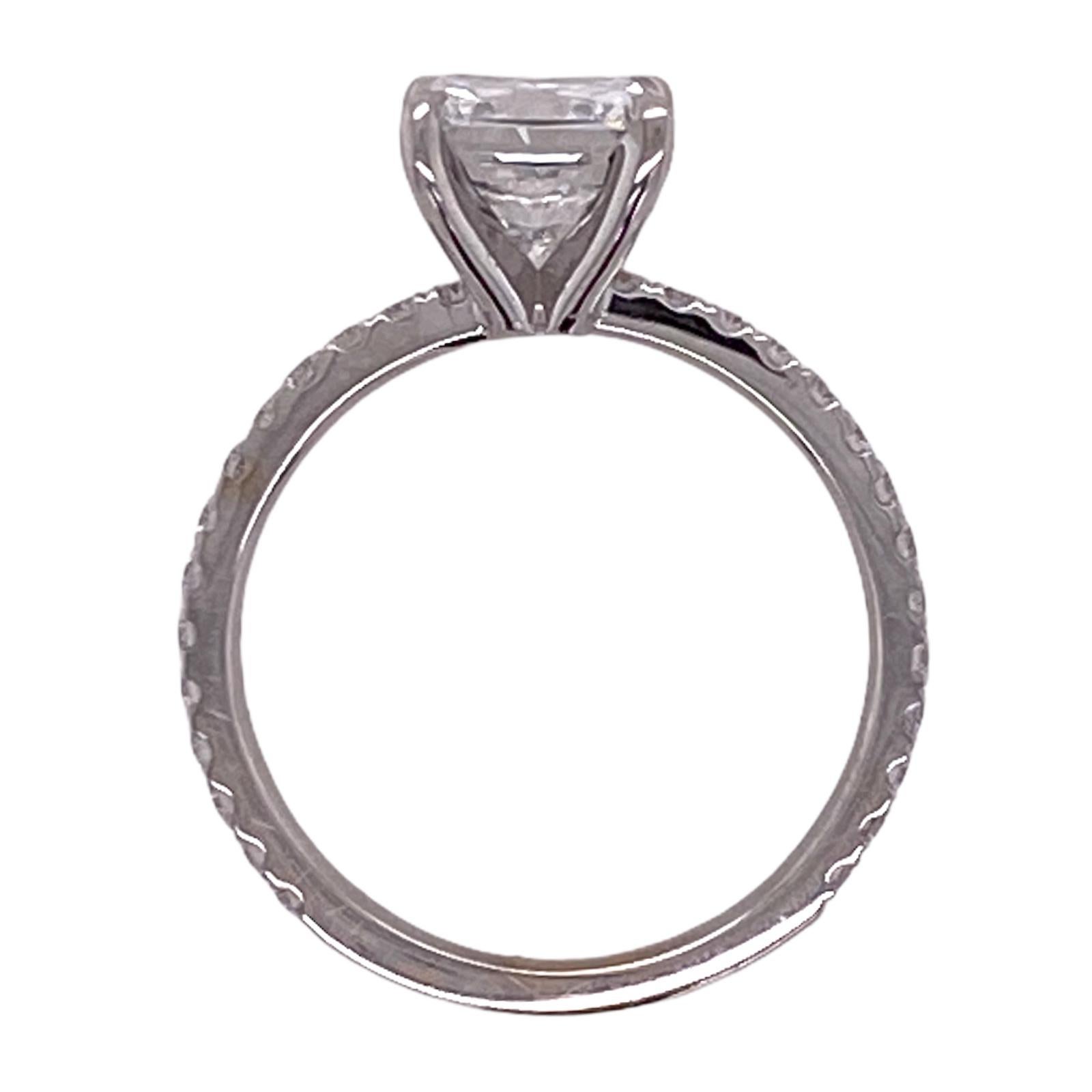 Modern 2.08 Carat Radiant Diamond 18 Karat White Gold Engagement Ring GIA E / VS1 For Sale