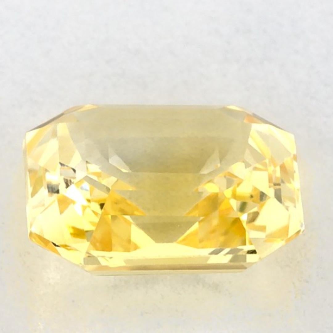 2.08 qt Zafiro Amarillo Octágono Gema Suelta en Nuevo estado para la venta en Fort Lee, NJ