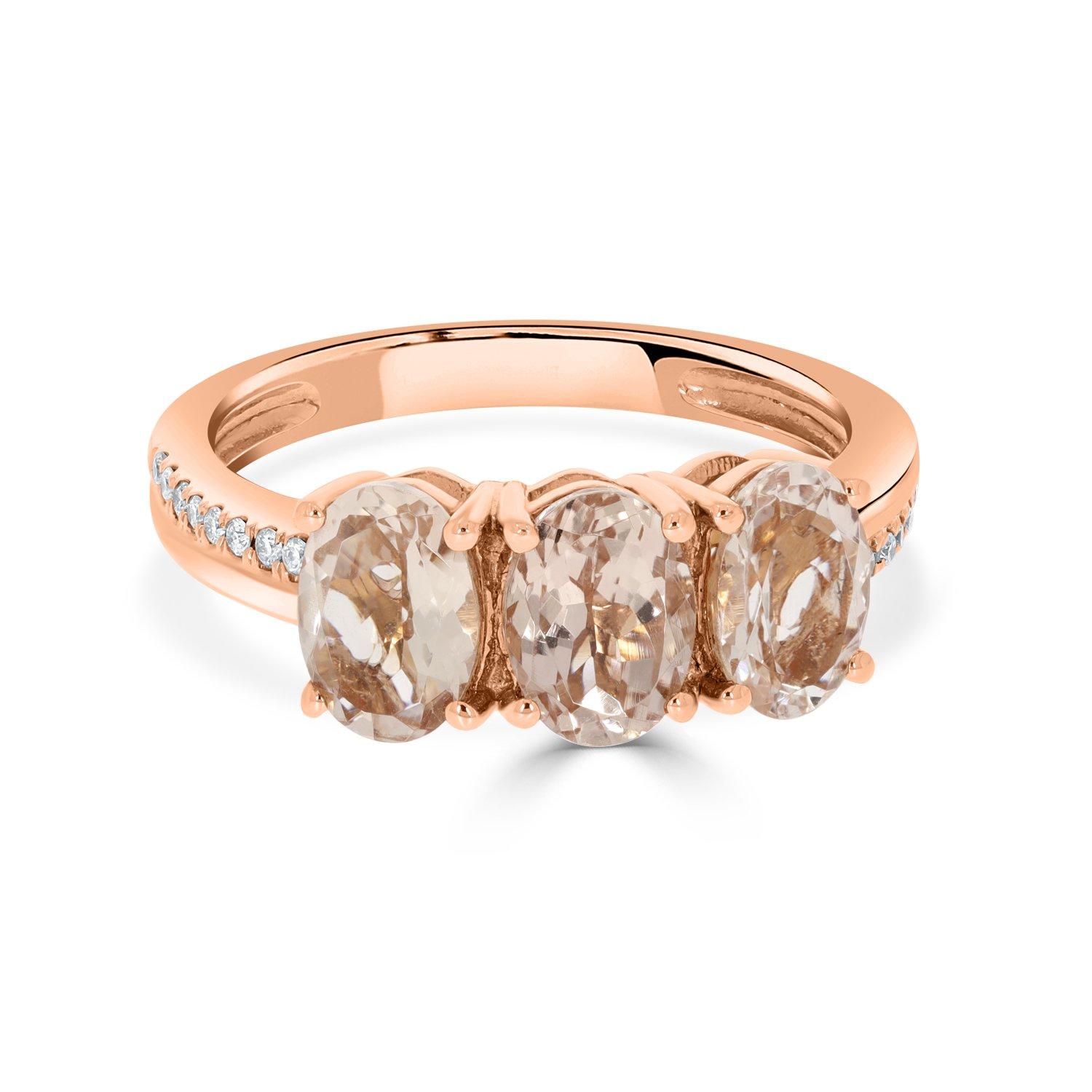 2.08 Morganite Rings with 0.07tct Diamond Set in 14K Rose Gold In New Condition For Sale In New York, NY