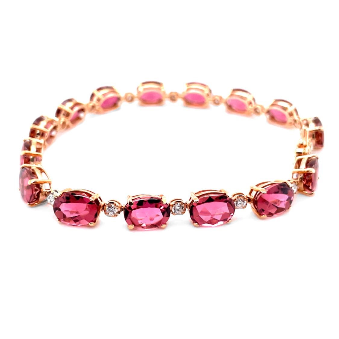 Modern 20.80 Carats Natural Pink Tourmaline and Diamond Bracelet Set in 18K Rose Gold