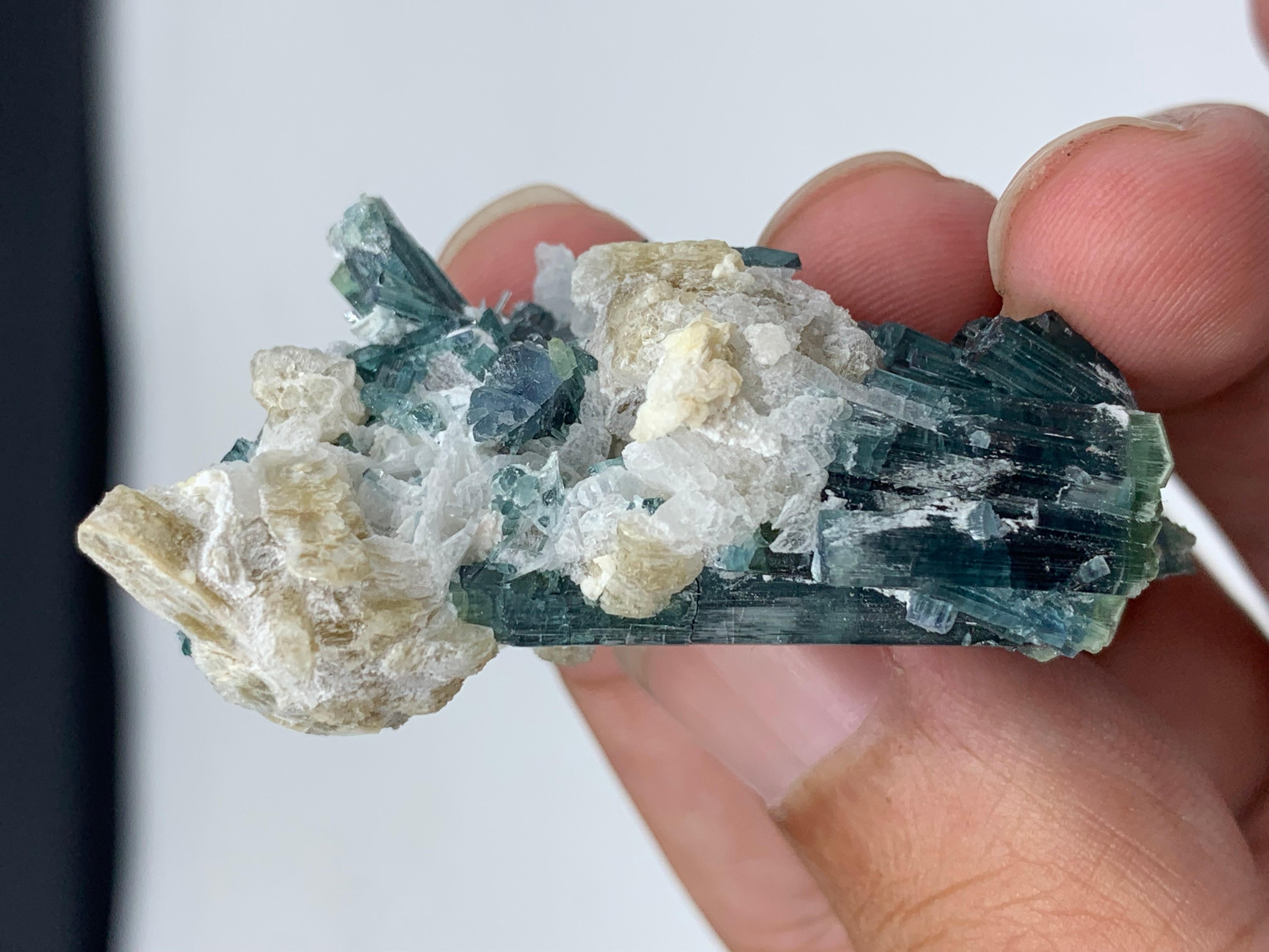 20.81 Gram Indicolite Blue Tourmaline Crystal With Albite From Afghanistan  In Good Condition For Sale In Peshawar, PK