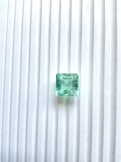 20.82 Carat Russian Emerald Cushion Cut for Fine Jewelry Natural emerald Gem
