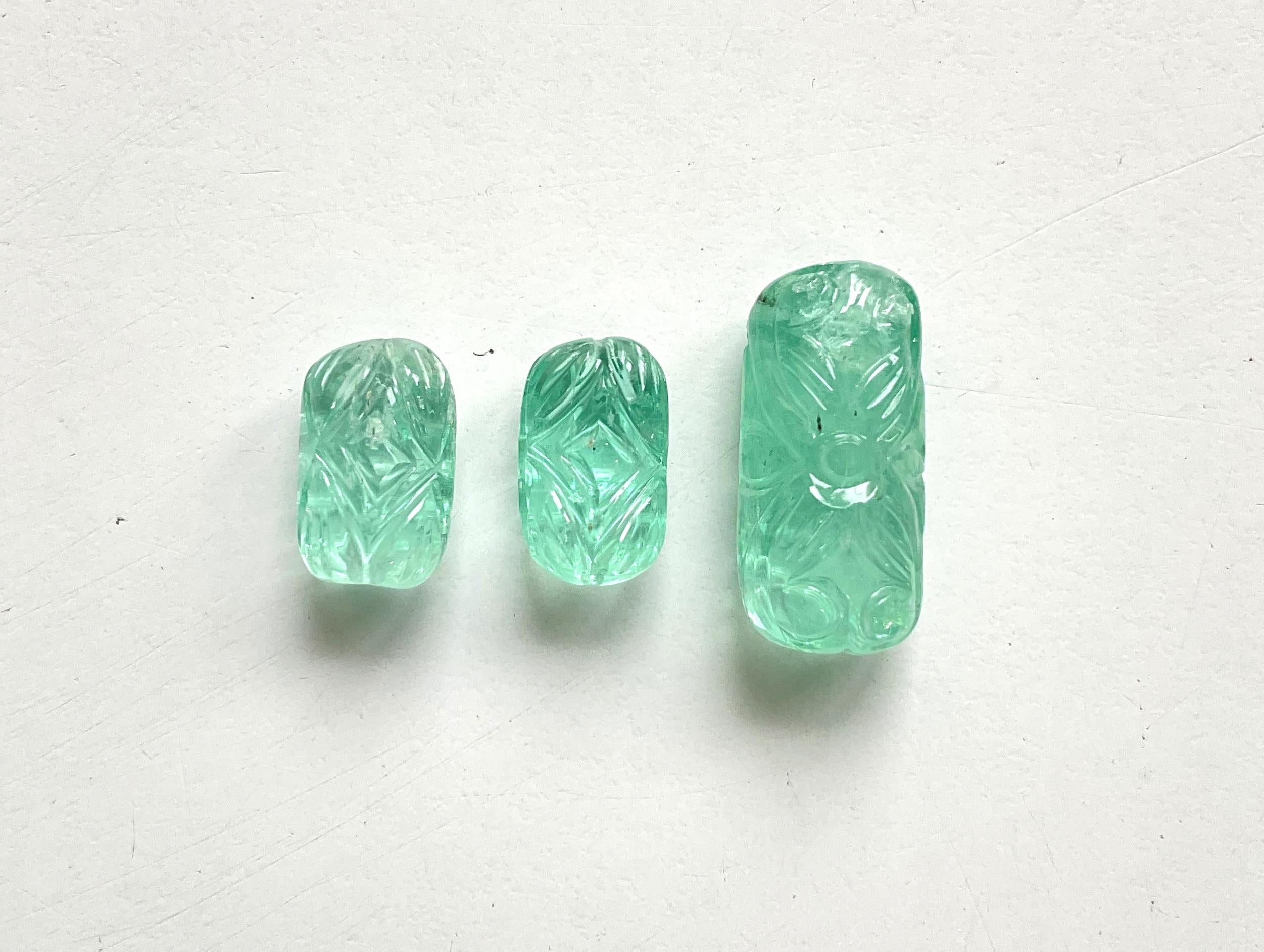 Women's or Men's 39.93 Carats Russian Emerald Carved 3 Pieces Layout For Jewelry Natural Gemstone For Sale