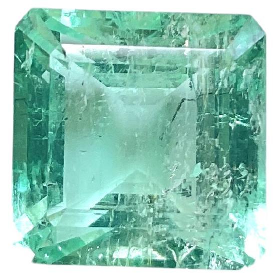 20.82 Carat Russian Emerald Cushion Cut for Fine Jewelry Natural emerald Gem For Sale
