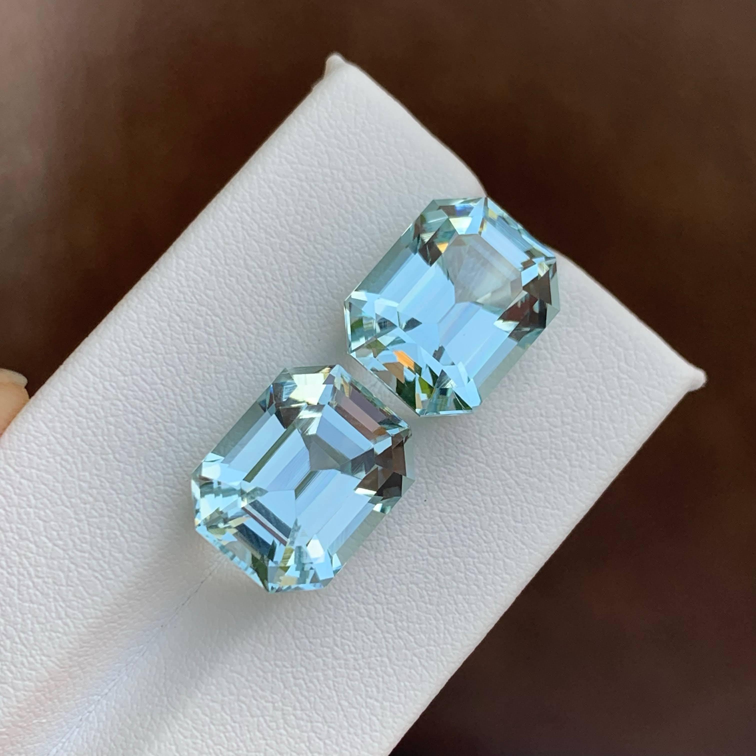 20,85 carati di acquamarina blu naturale sfusa, coppia di gemme pakistane dal taglio smeraldo In condizioni Nuovo in vendita a Bangkok, TH
