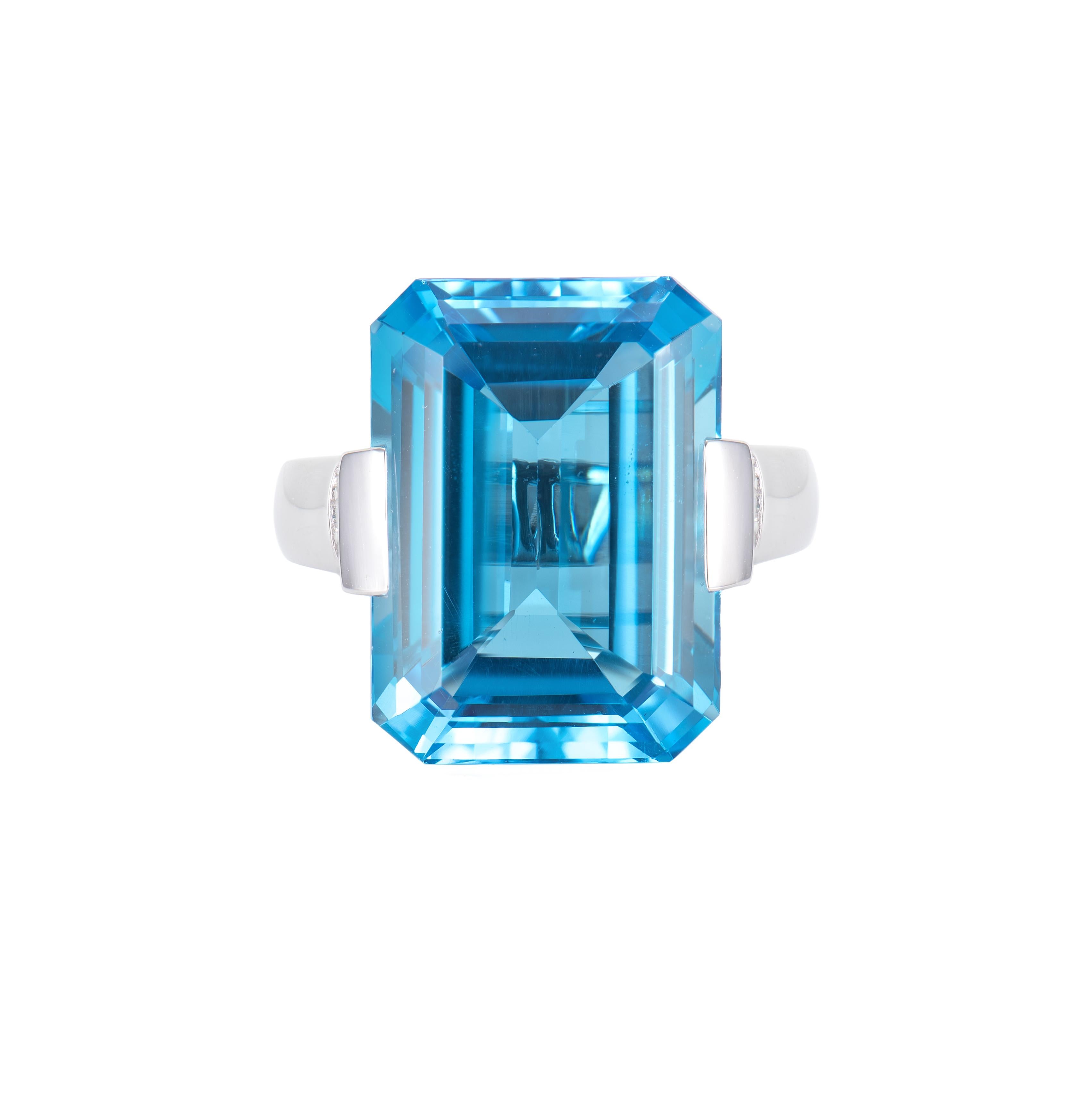 Contemporary 20.86 Carat Swiss Blue Topaz Fancy Ring in 18K White Gold with White Diamond. For Sale