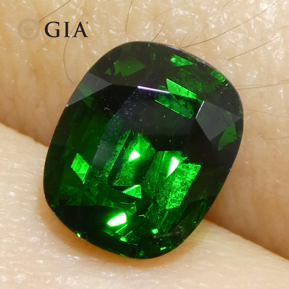 2.08ct Cushion Green Tsavorite Garnet GIA Certified en vente 8