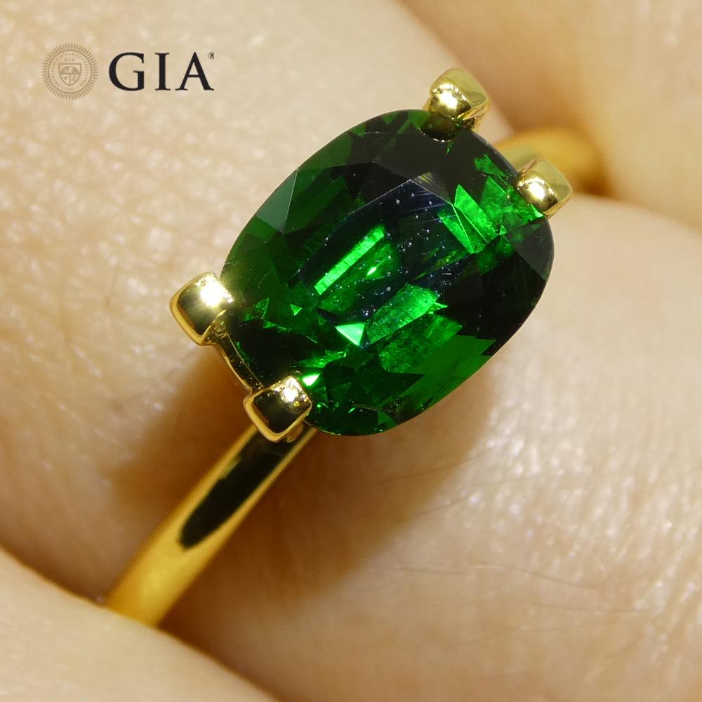 2.08ct Cushion Green Tsavorite Garnet GIA Certified en vente 9
