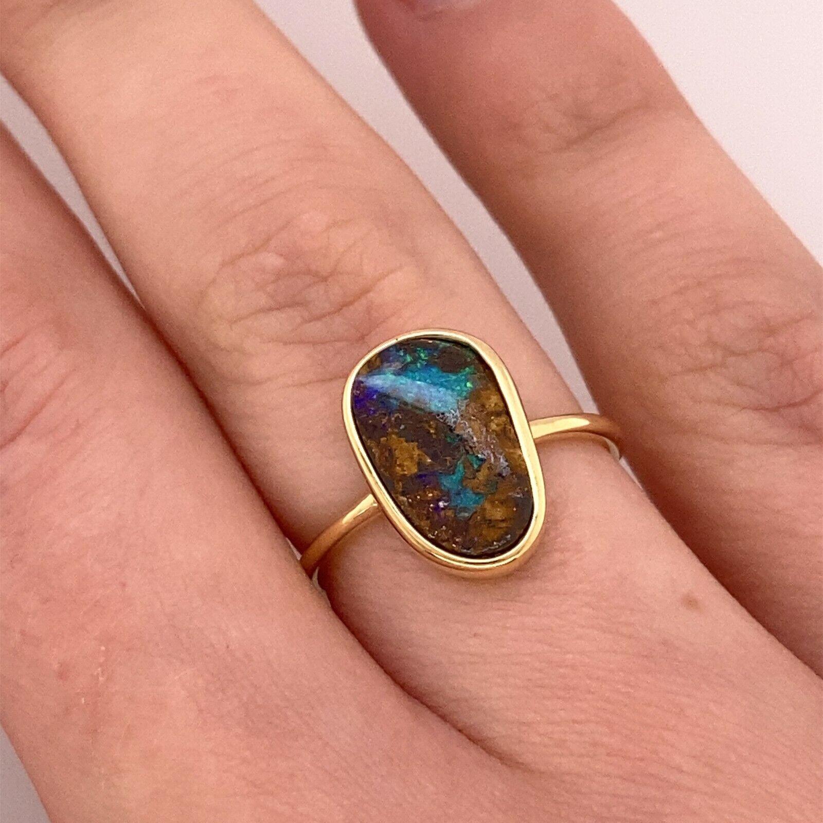 Round Cut 2.08ct Natural Multicolored Opal Rubover Setting Ring in 18ct Yellow Gold For Sale
