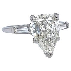 2.08ct Natural Pear Shape Diamond Ring with 0.35ct Baguettes Diamonds Platinum