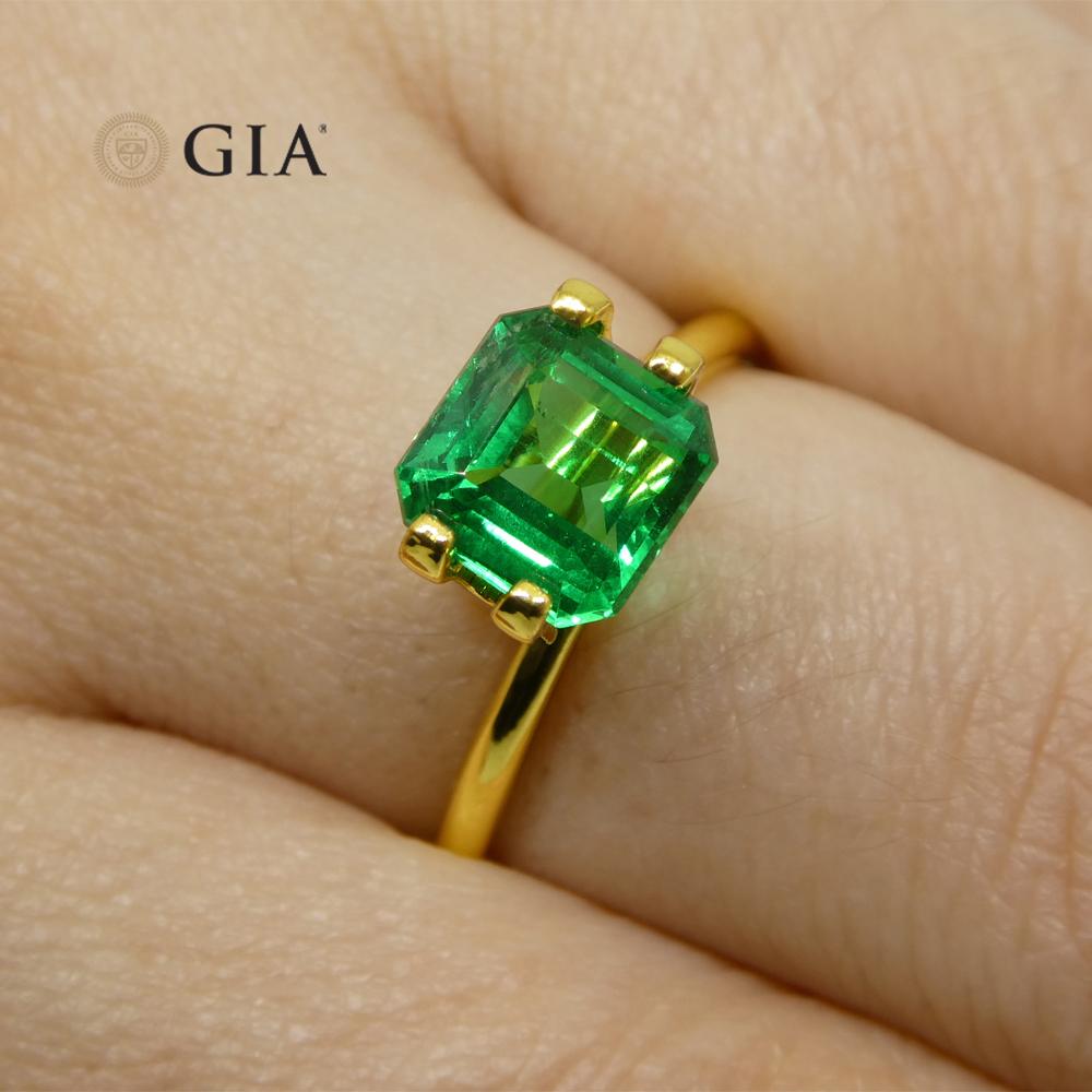 This is a stunning GIA Certified Emerald


The GIA report reads as follows:

GIA Report Number: 5221589029
Shape: Octagonal
Cutting Style:
Cutting Style: Crown: Step Cut
Cutting Style: Pavilion:
Transparency: Transparent
Color: