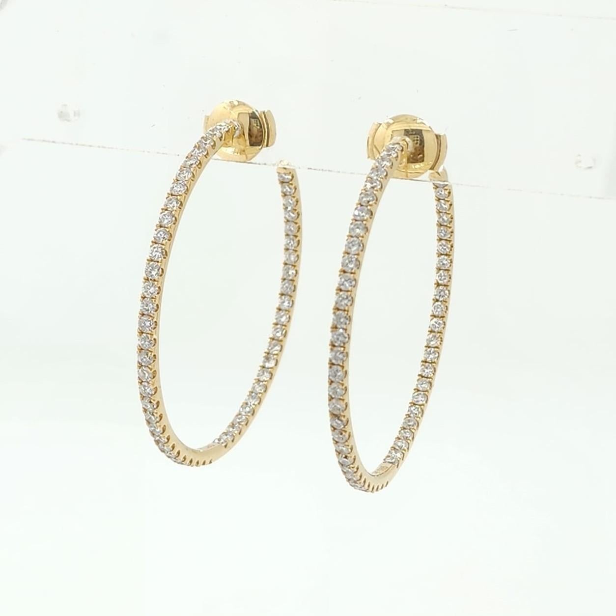 Contemporary 2.09 Carat Diamond Hoop Earrings in 14 Karat Yellow Gold For Sale