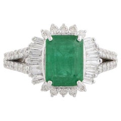 Bague en or blanc 10 carats avec diamants taille émeraude et baguette de 2,09 carats