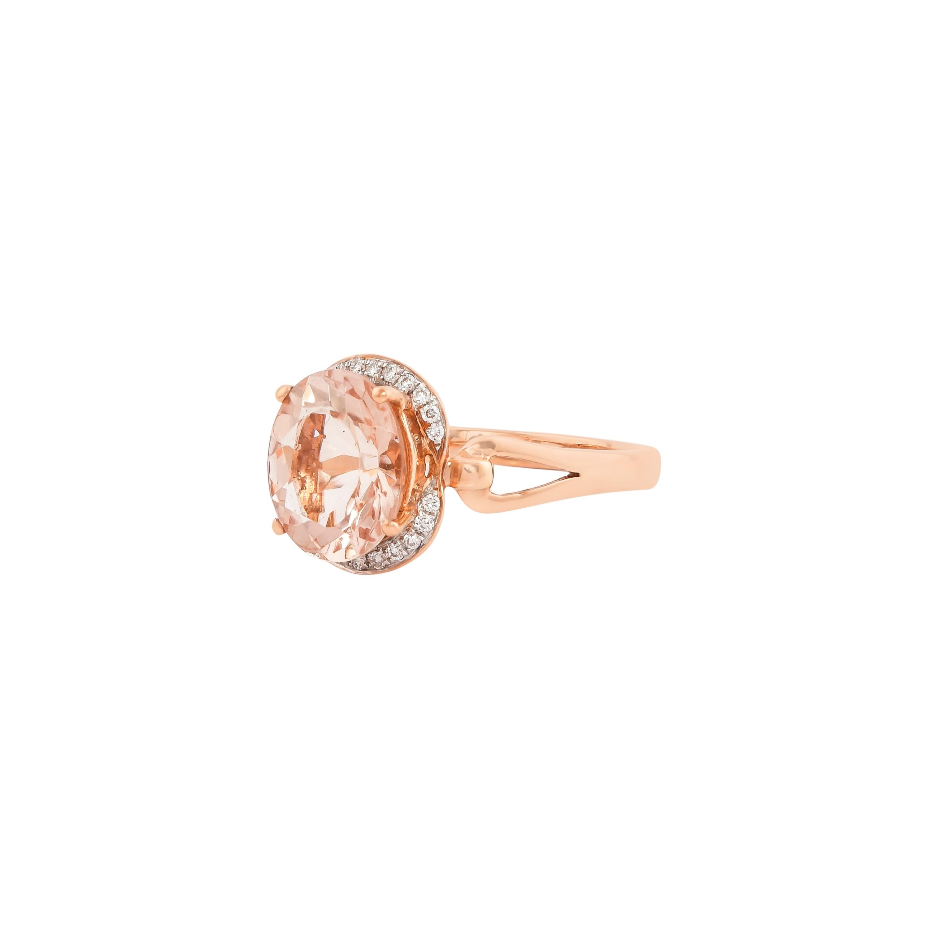 Oval Cut Sunita Nahata Morganite 2.09ct. Fancy Ring in 18Karat Rose Gold with Diamond. For Sale