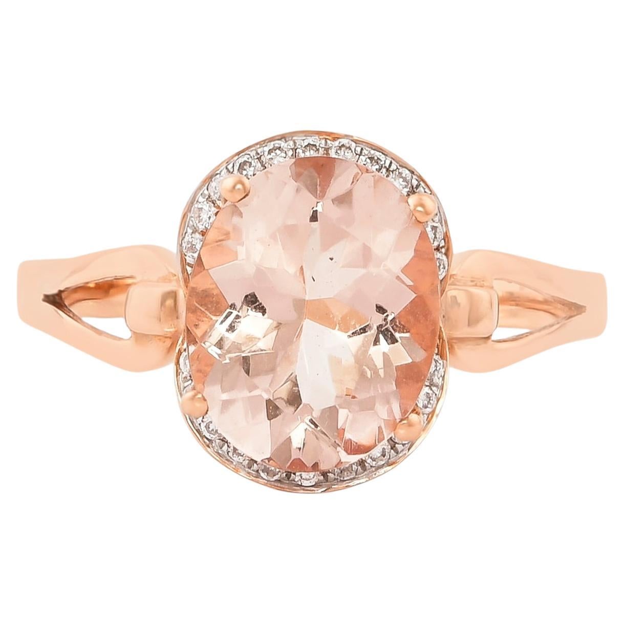 Sunita Nahata Morganite 2.09ct. Fancy Ring in 18Karat Rose Gold with Diamond. For Sale