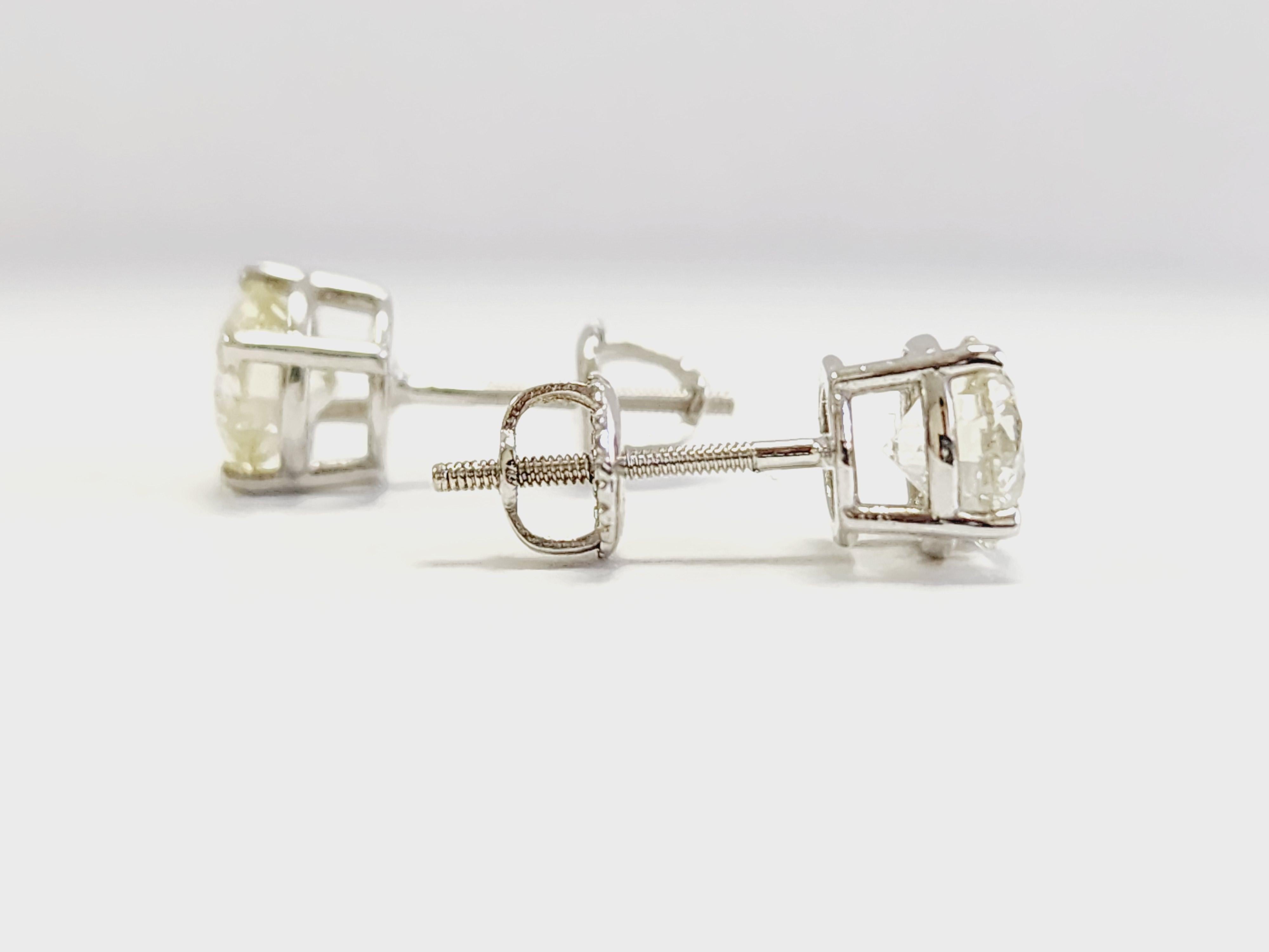 2.09 Carat Pair of Natural Brilliant Diamond Round Studs White Gold 14 Karat In New Condition In Great Neck Plaza, NY