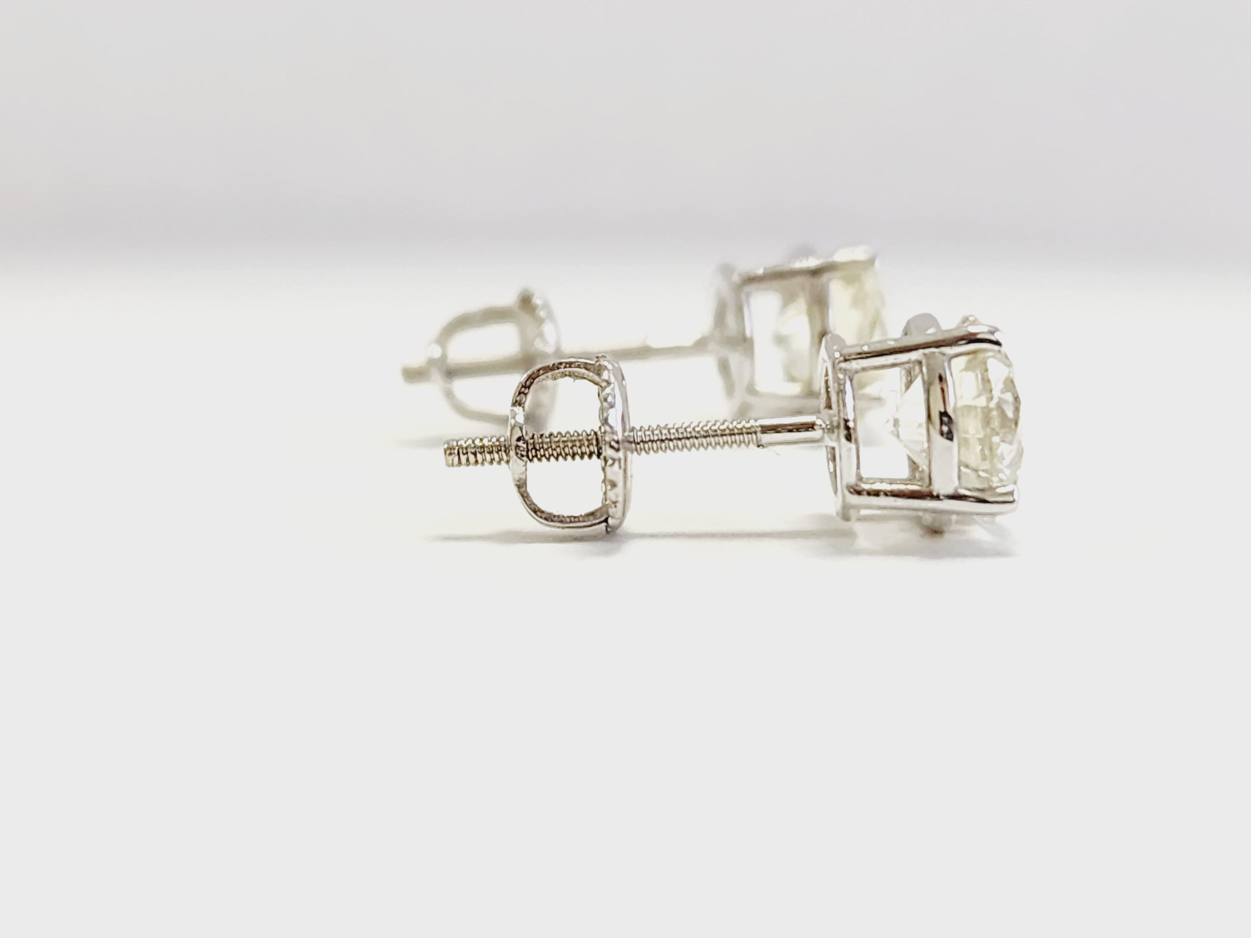 Women's or Men's 2.09 Carat Pair of Natural Brilliant Diamond Round Studs White Gold 14 Karat