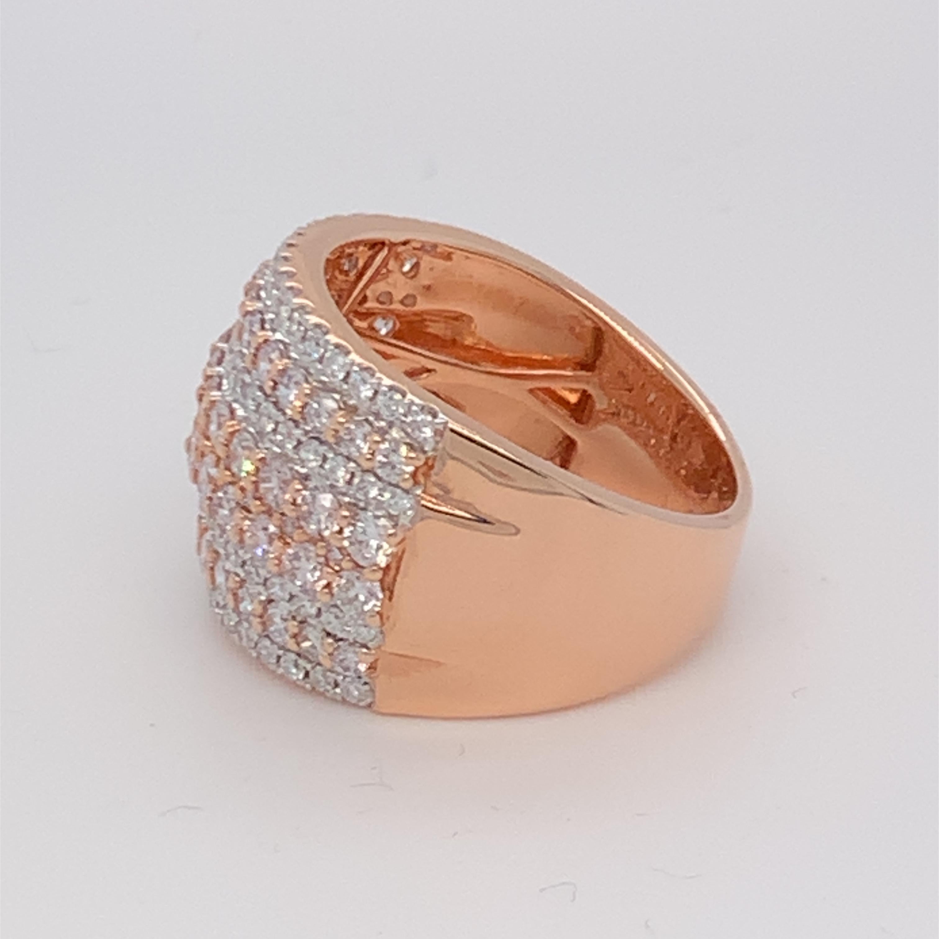 2.09 Carat Pink & White Diamond Band in 14k Rose Gold 4