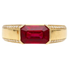 2.09 Carat Vivid Red Pigeon's Blood Burma Ruby Emerald Cut East-West Ring (bague est-ouest)