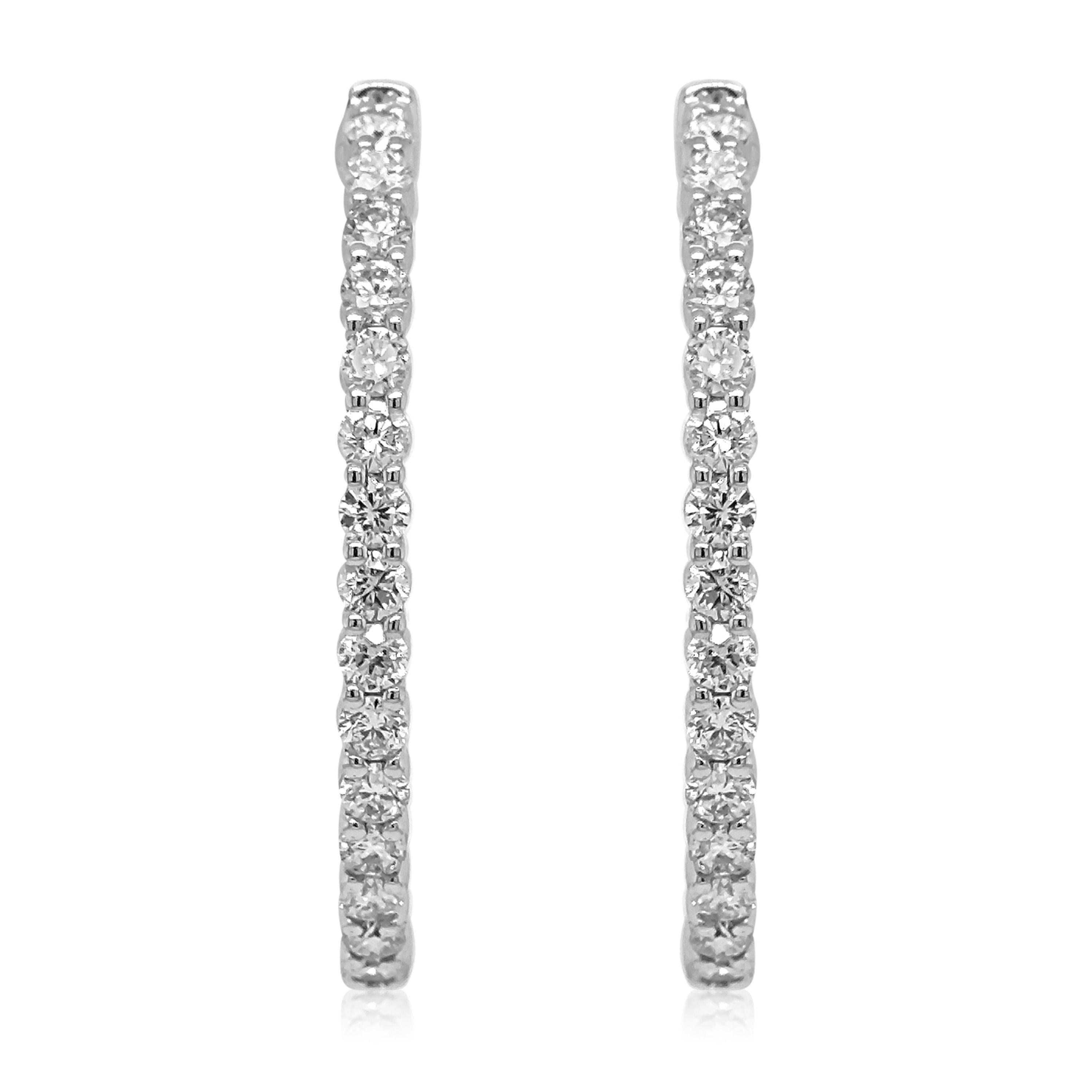 Orecchini in oro bianco con diamanti bianchi da 2,09 carati In condizioni Nuovo in vendita a New York, NY