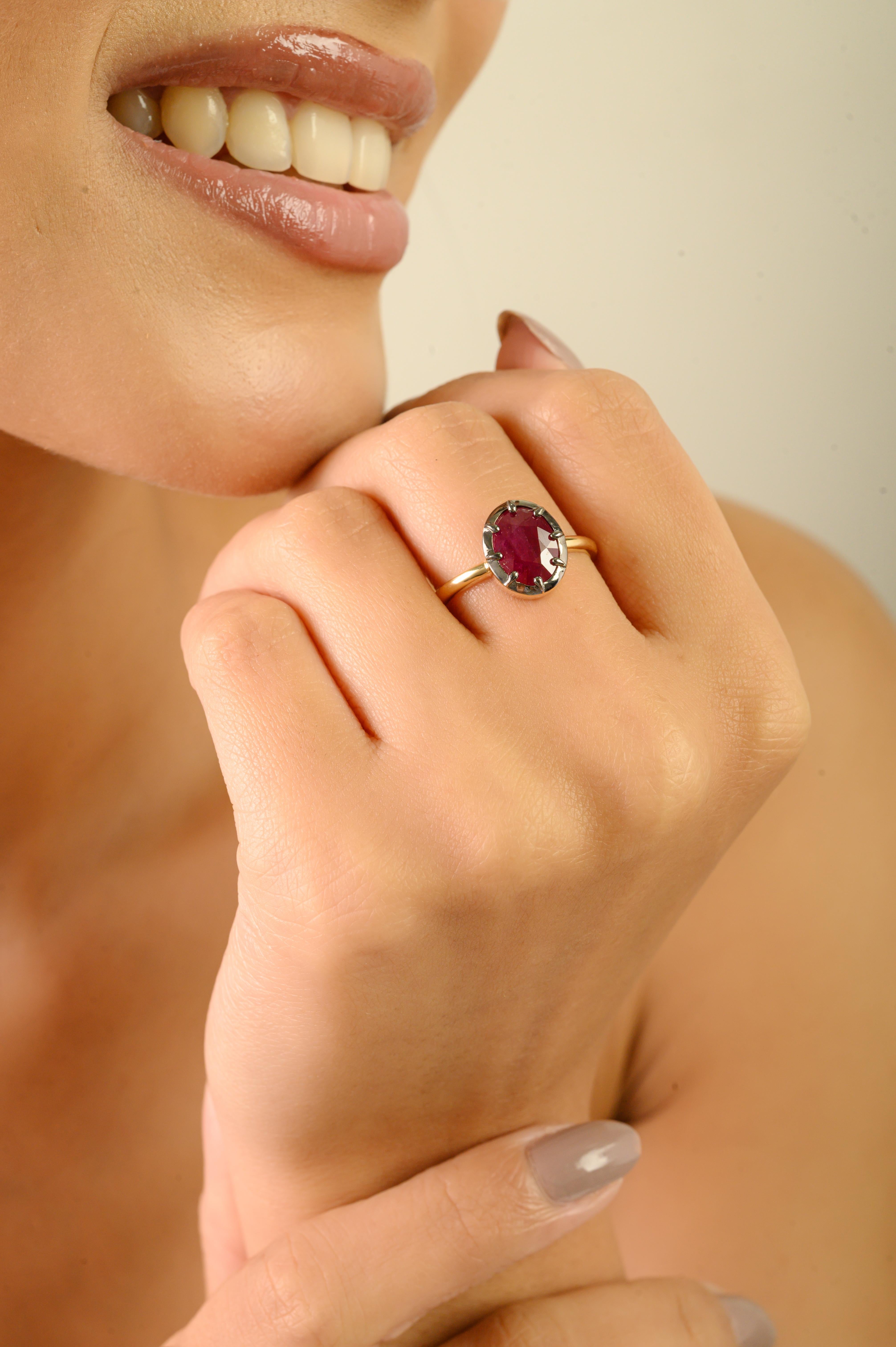 Im Angebot: 2.09 Ct Oval Cut Red Ruby Solitär Ring in 18K Gelbgold mit schwarzem Rhodium () 4