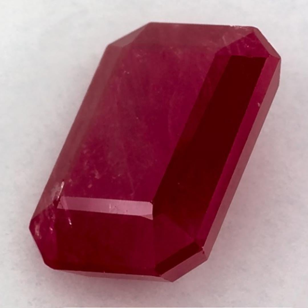 Ottagono 2.09 Ct Ruby Octagon Cut Loose Gemstone in vendita