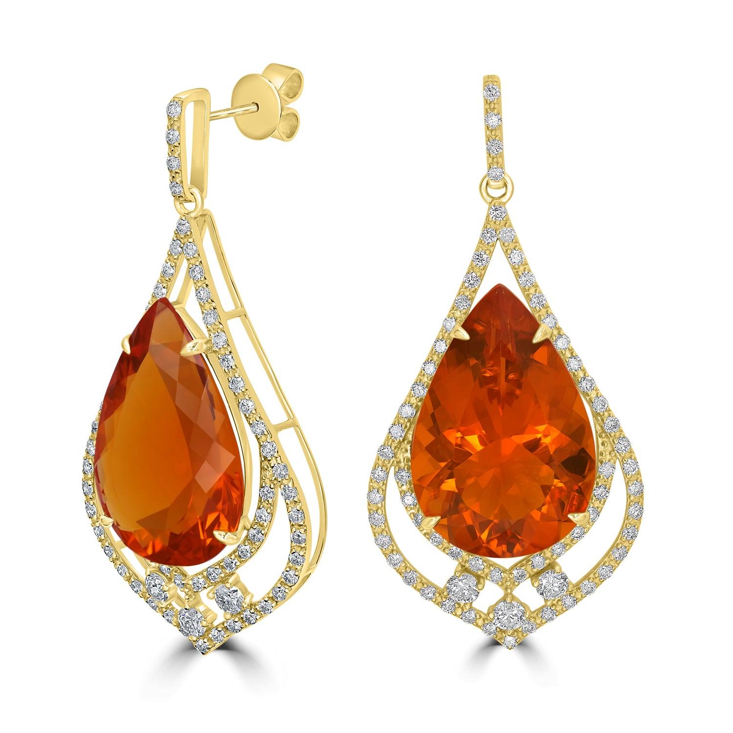 20.97tct Feueropal-Ohrring mit 1,72tct Diamanten in 18K Gelbgold gefasst Damen