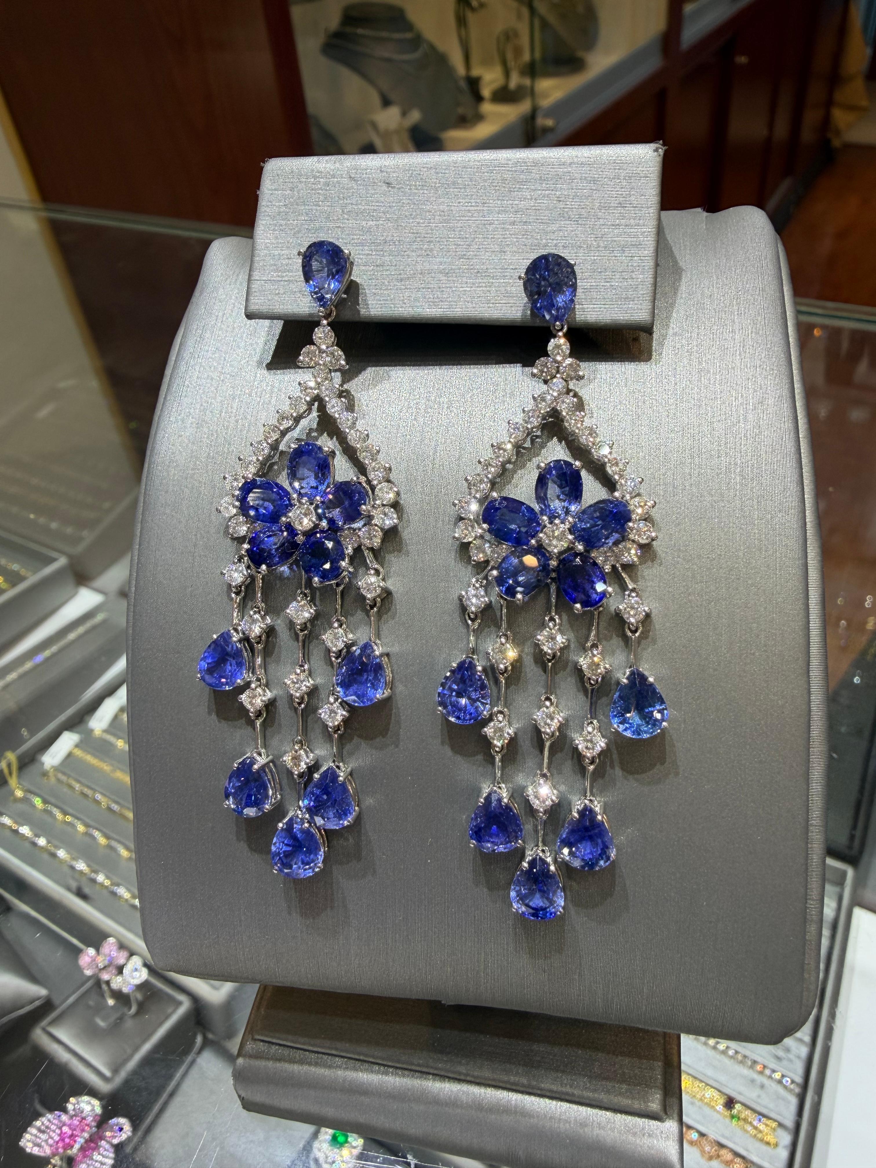 Artigiano 20.98ct Ceylon Sapphire & Diamond Chandelier Statement Drop Earrings 18k Gold in vendita